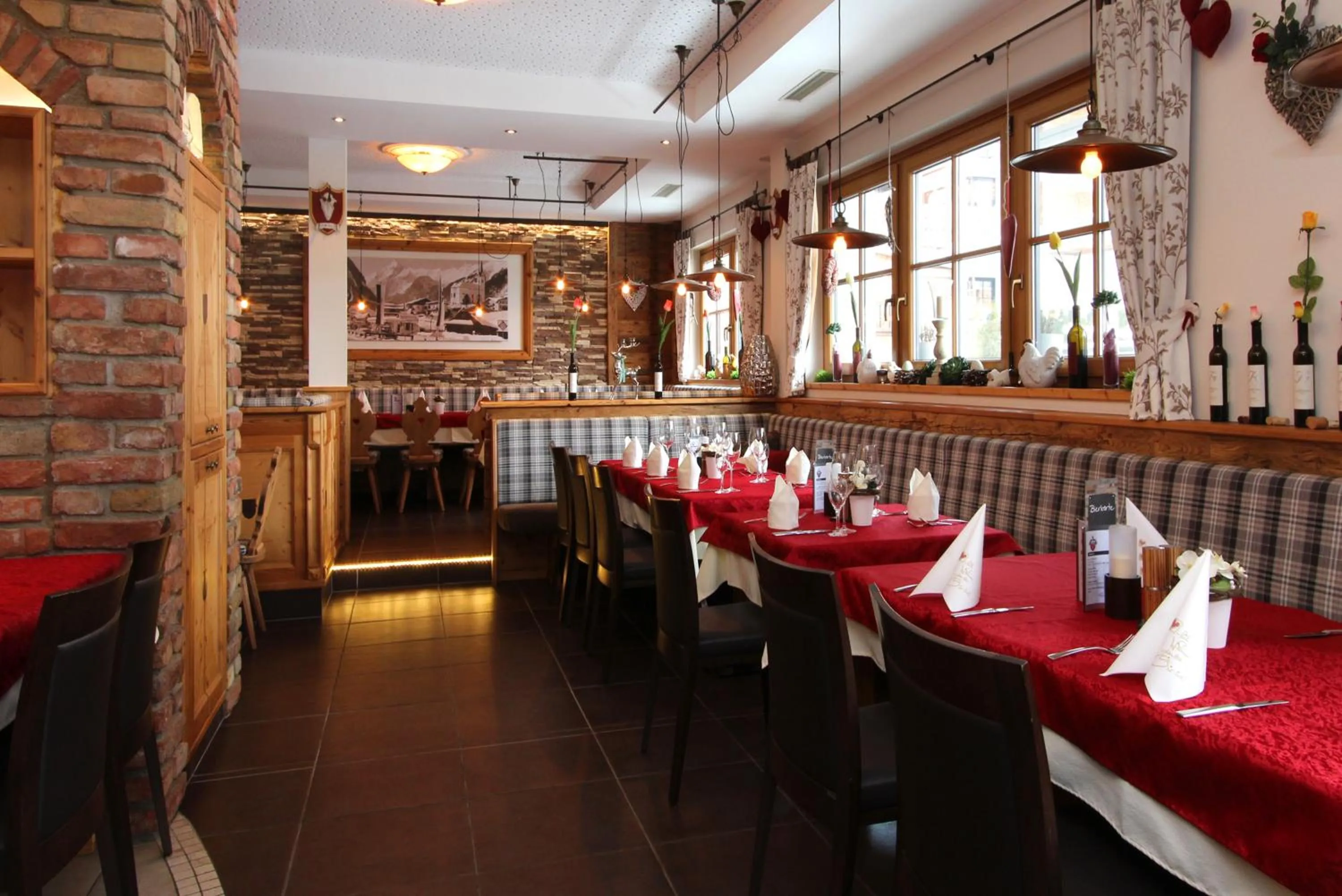 Restaurant/places to eat in AvenidA Mountain Resort by Alpin Rentals