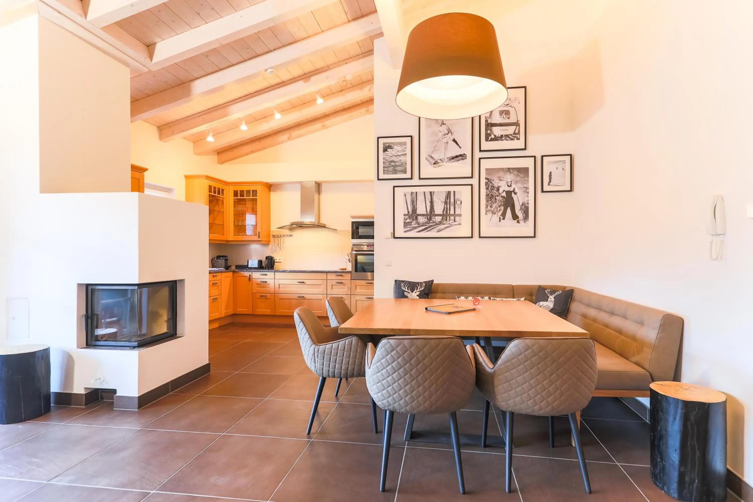 Coffee/tea facilities in AvenidA Mountain Resort by Alpin Rentals