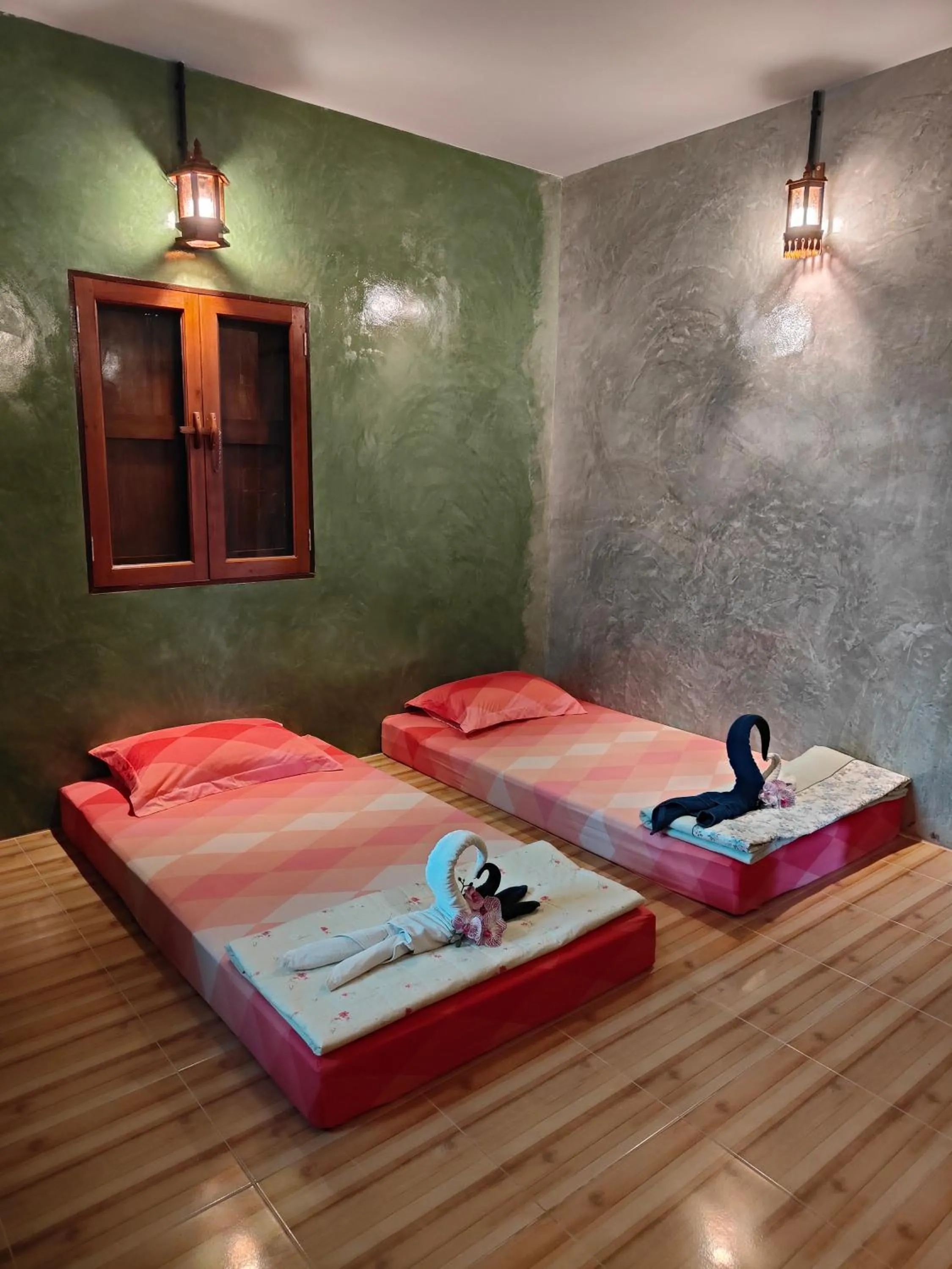 Photo of the whole room, Bed in Smilingface guesthouse