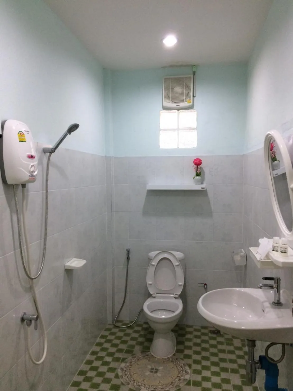 Bathroom in Smilingface guesthouse