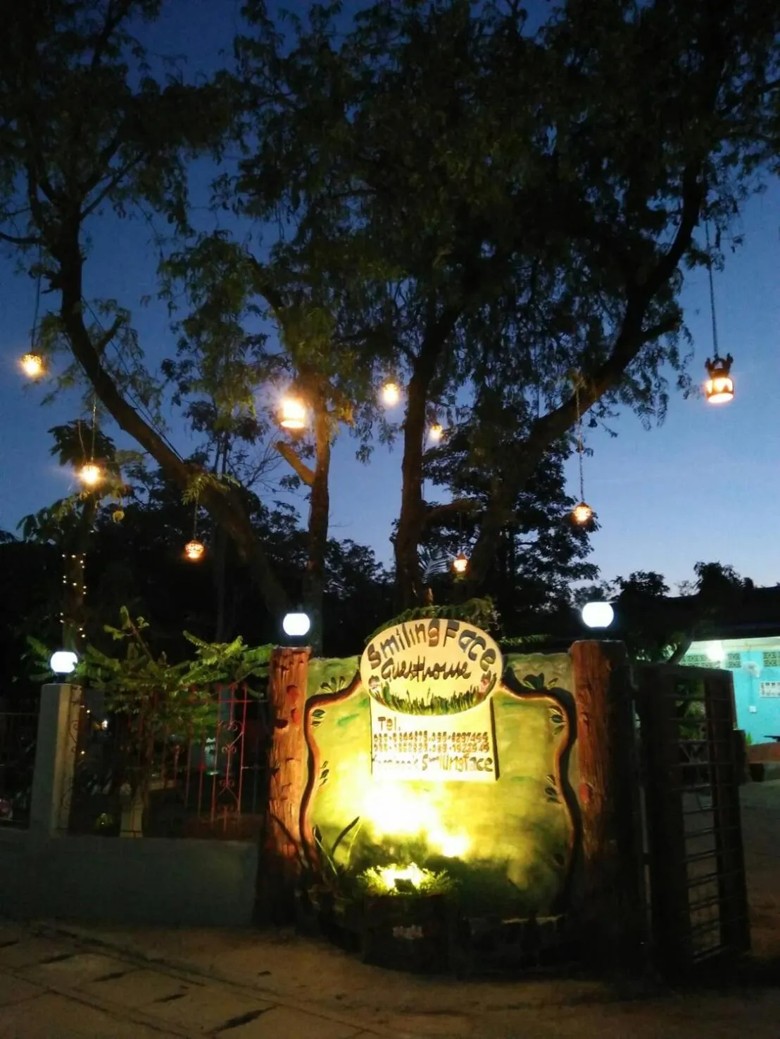 Facade/entrance in Smilingface guesthouse