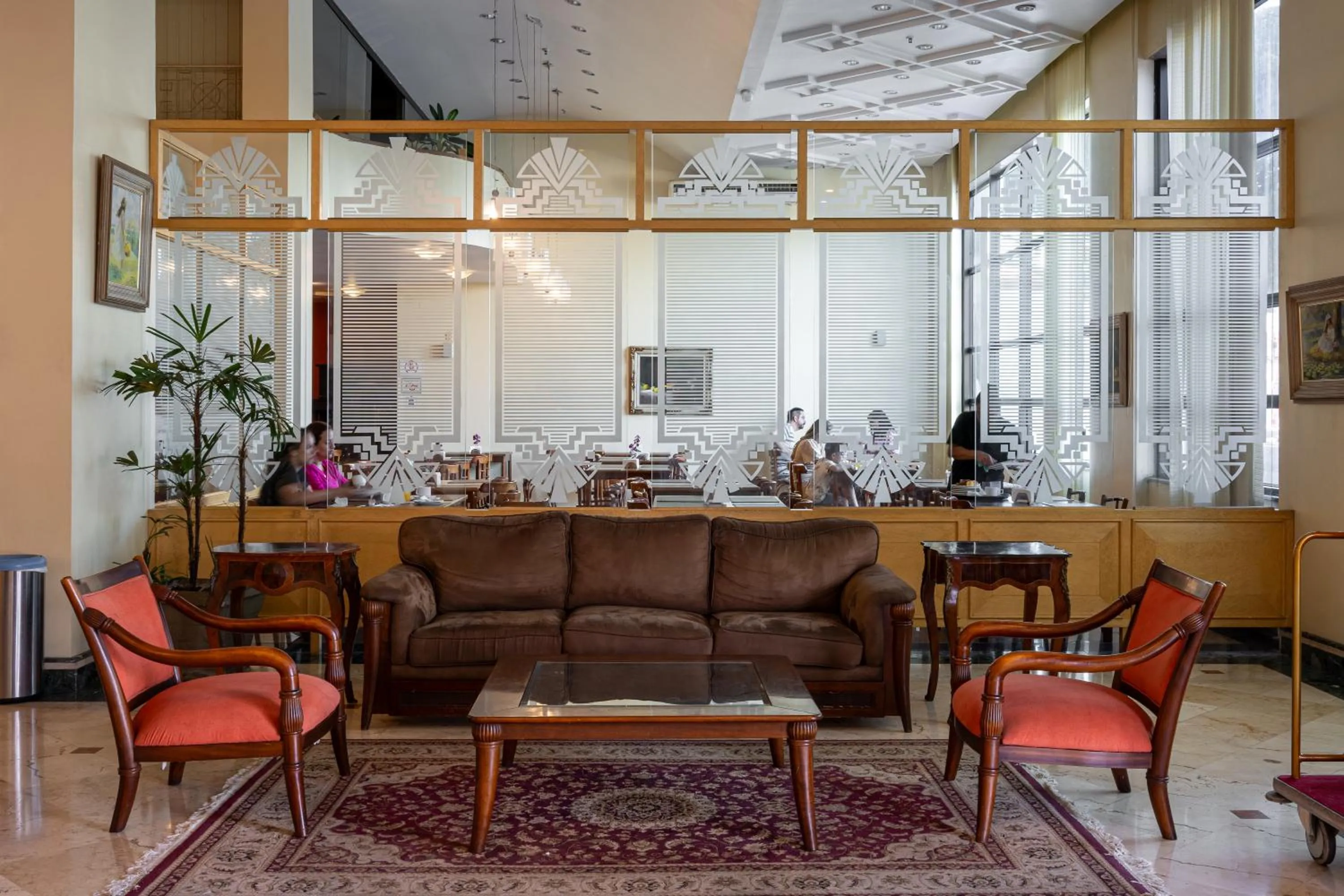 Living room in Carlton Plaza São José dos Campos