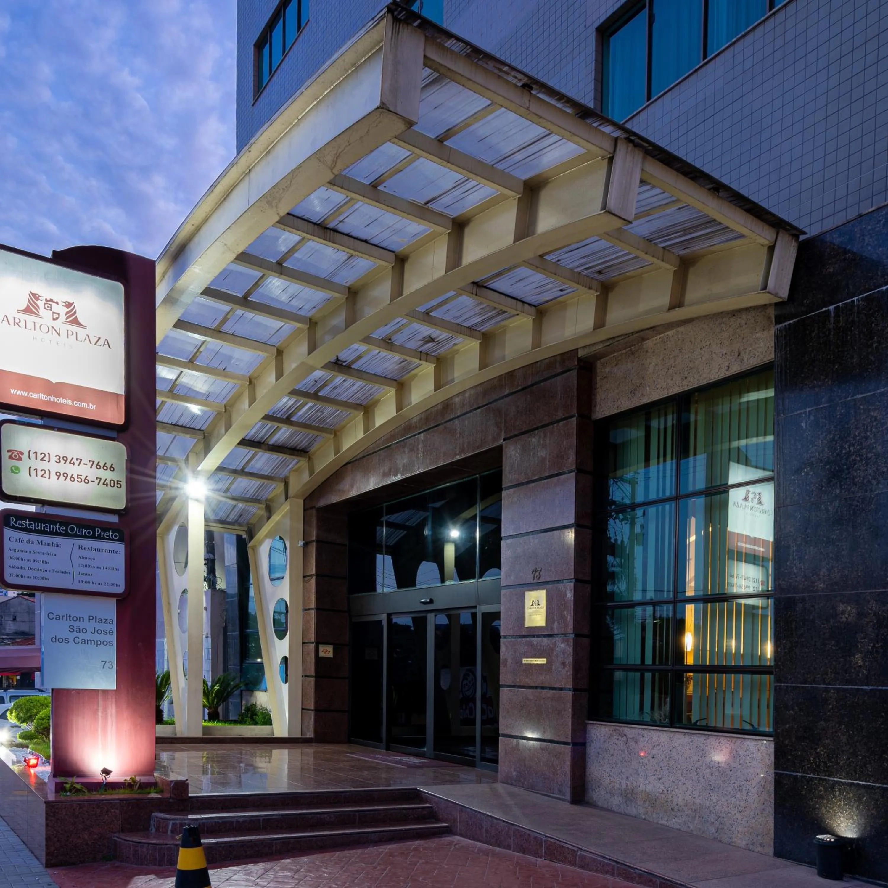 Property building in Carlton Plaza São José dos Campos