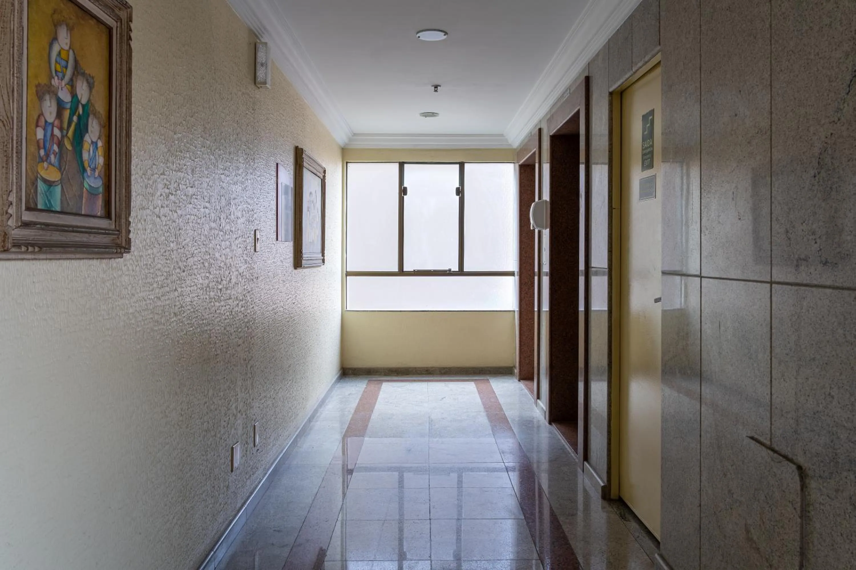 Decorative detail in Carlton Plaza São José dos Campos