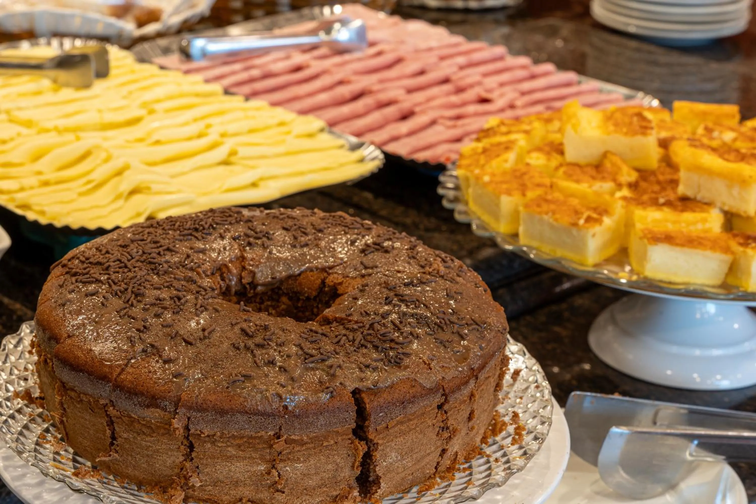 Breakfast in Carlton Plaza São José dos Campos