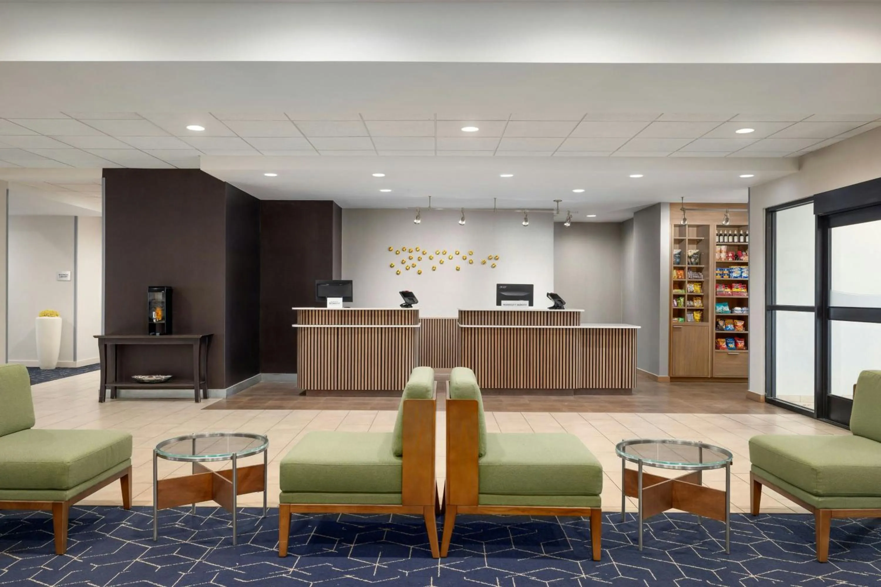 Lobby or reception in Courtyard Fargo Moorhead, MN