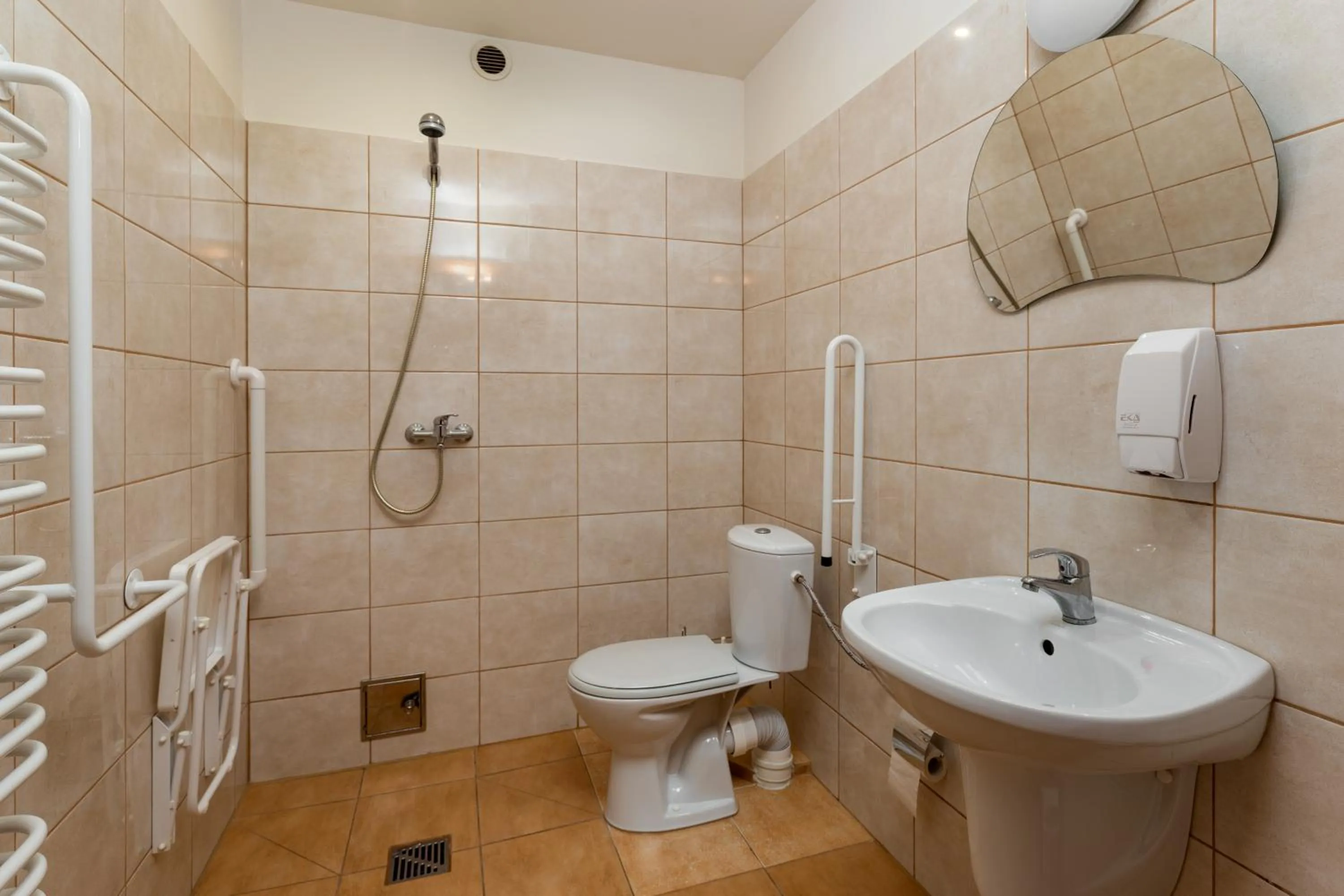 Willa i Wzgórze Jerrego Apartamenty i pokoje z widokiem na góry