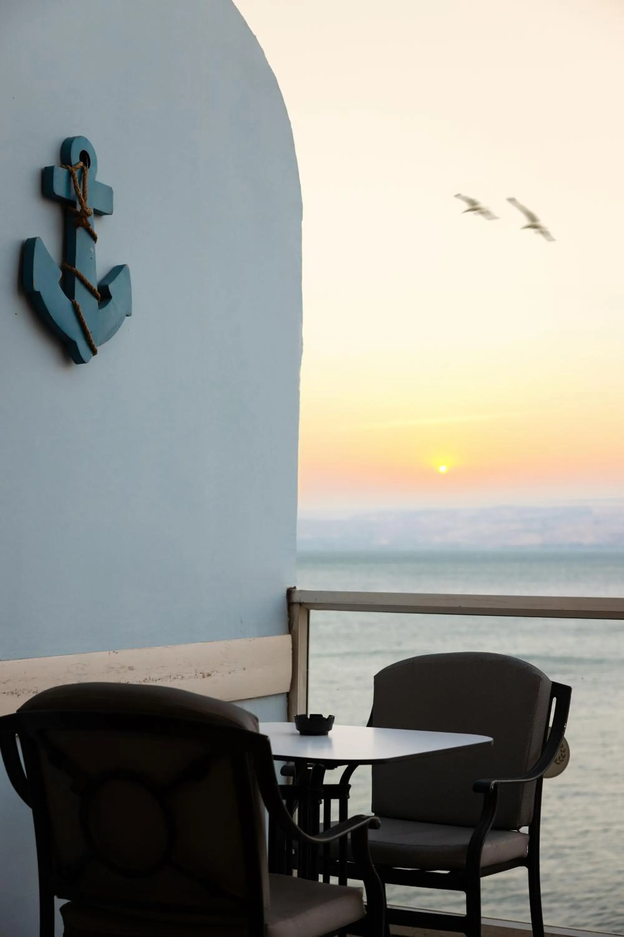 Seating area in Caesar Premier Tiberias Hotel