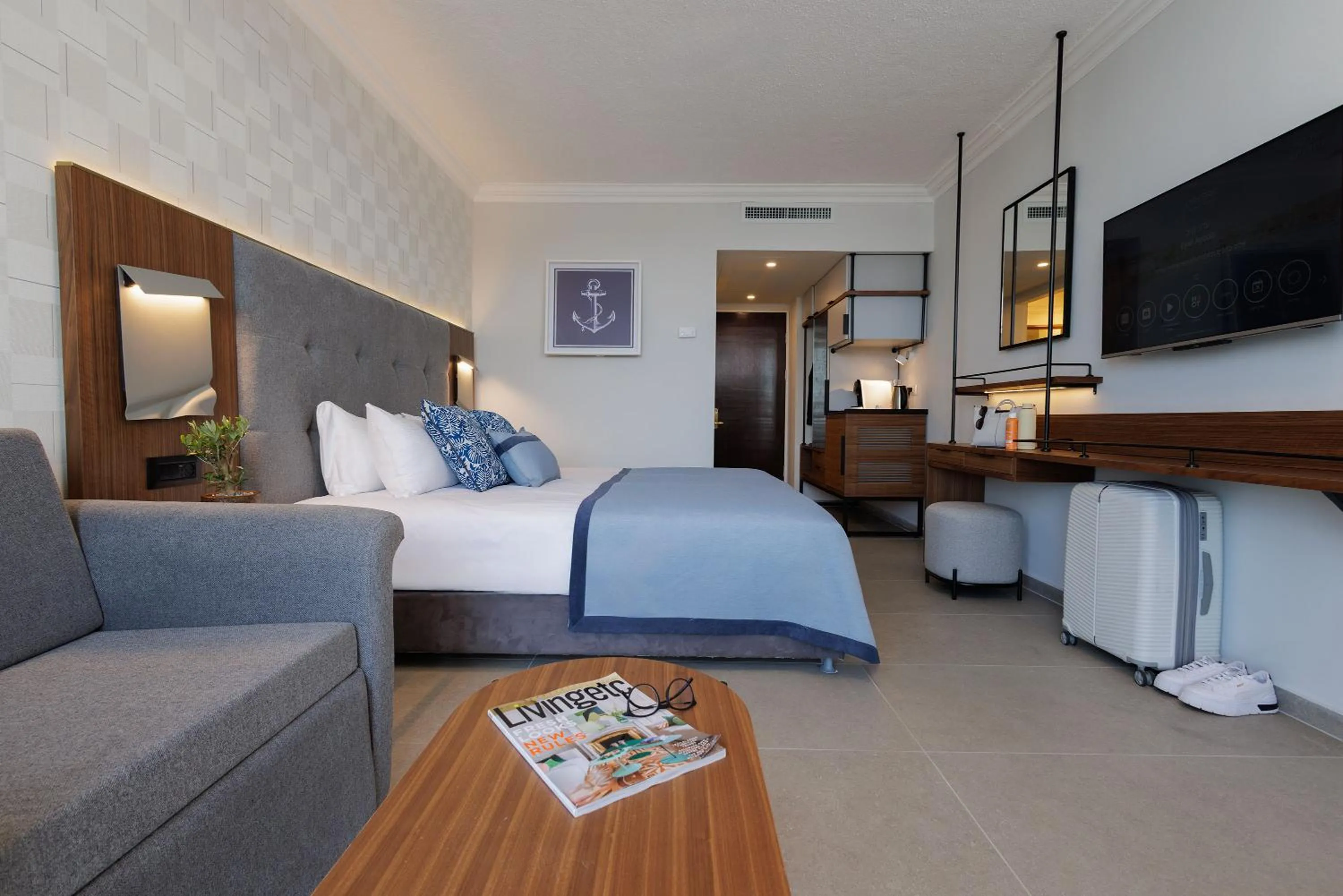 TV and multimedia in Caesar Premier Tiberias Hotel