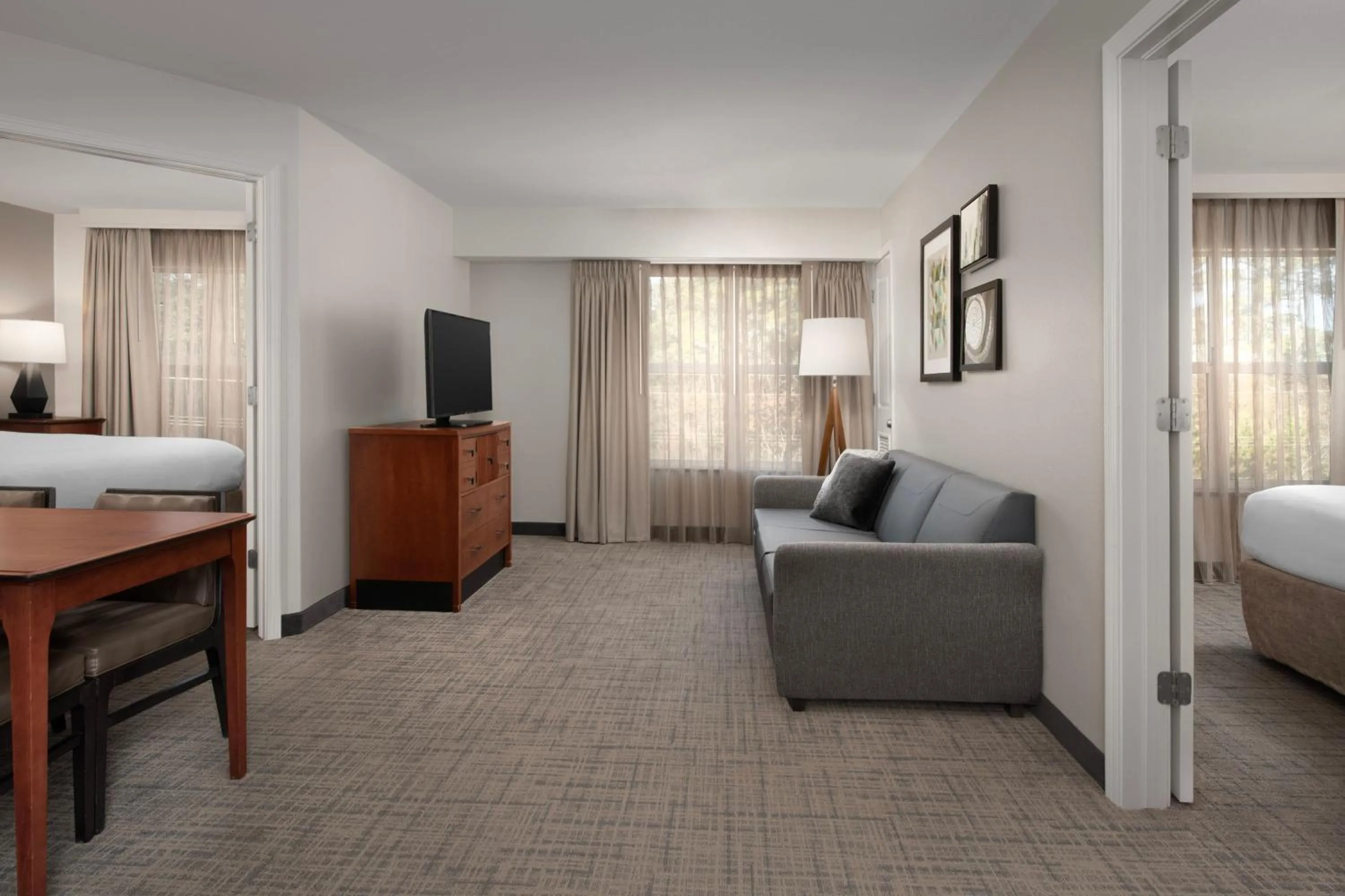 Living room, Bed in Residence Inn by Marriott Fayetteville Cross Creek