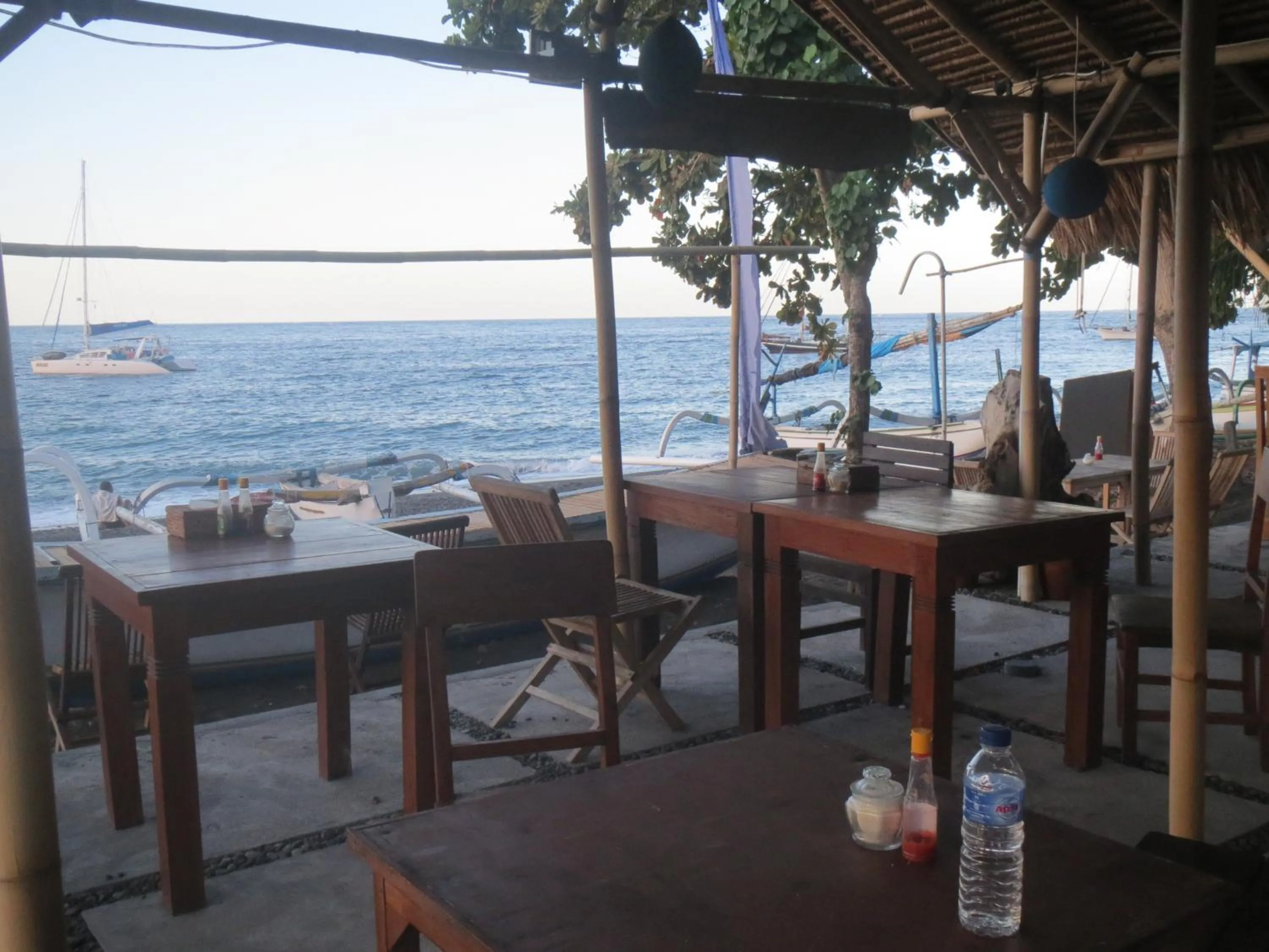 Restaurant/places to eat in Master Homestay