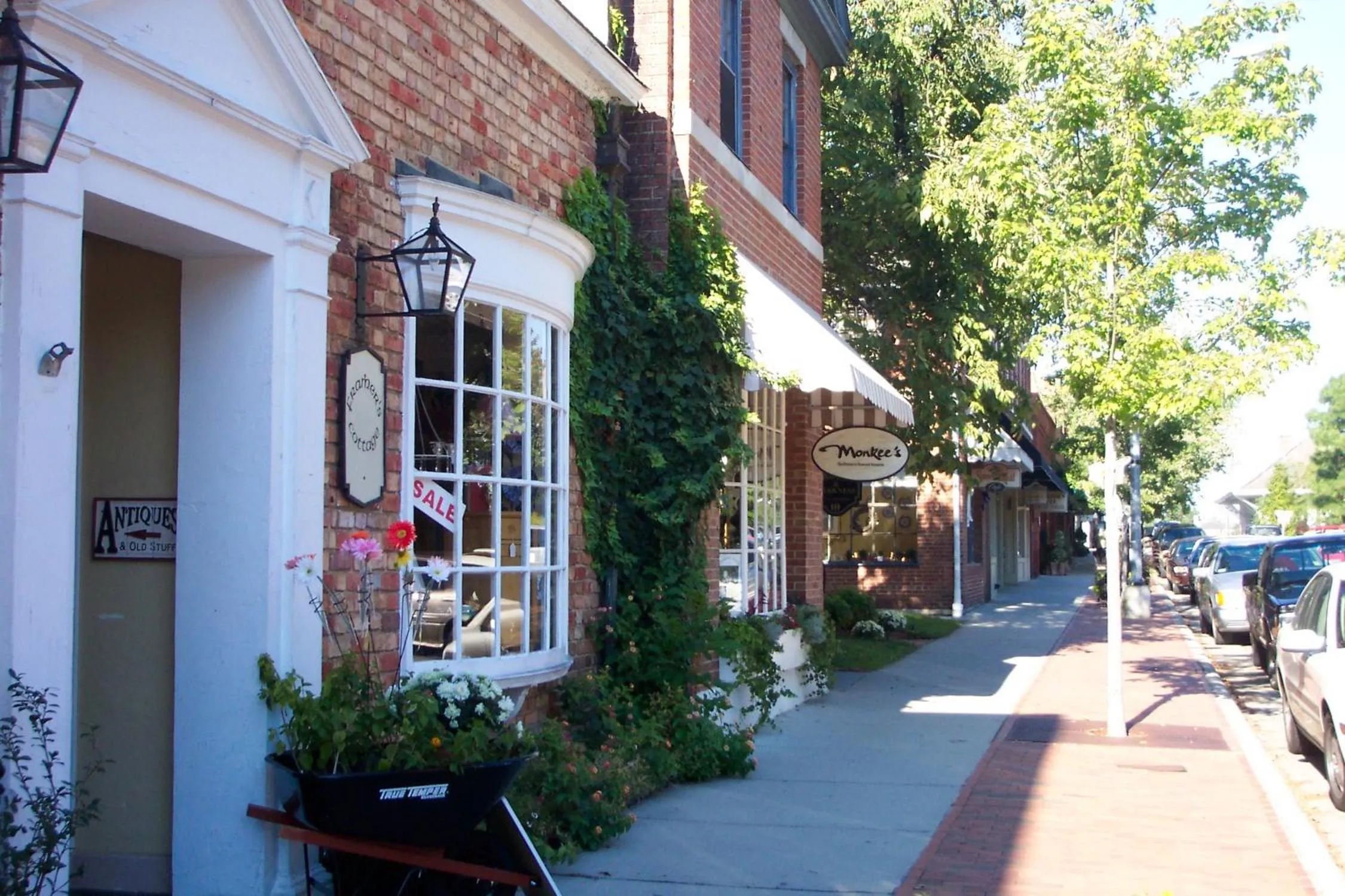 Shopping Area in SpringHill Suites Pinehurst Southern Pines