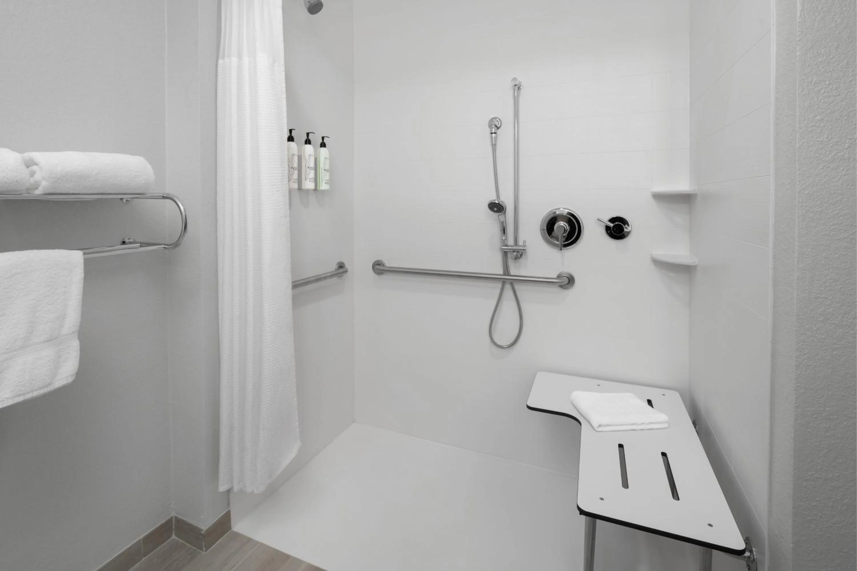 Bathroom in SpringHill Suites Pinehurst Southern Pines