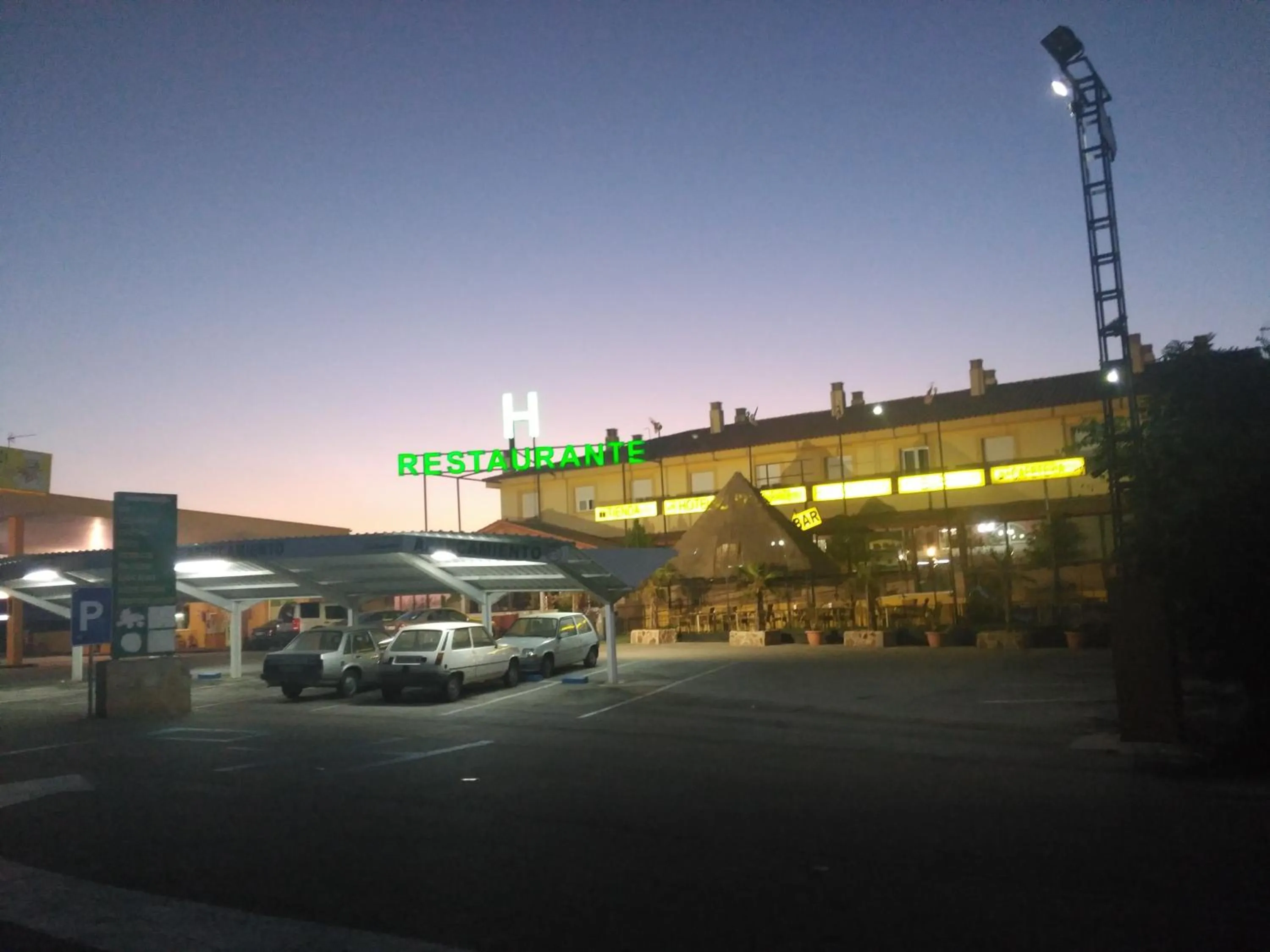 Property building in Hotel Mirasierra