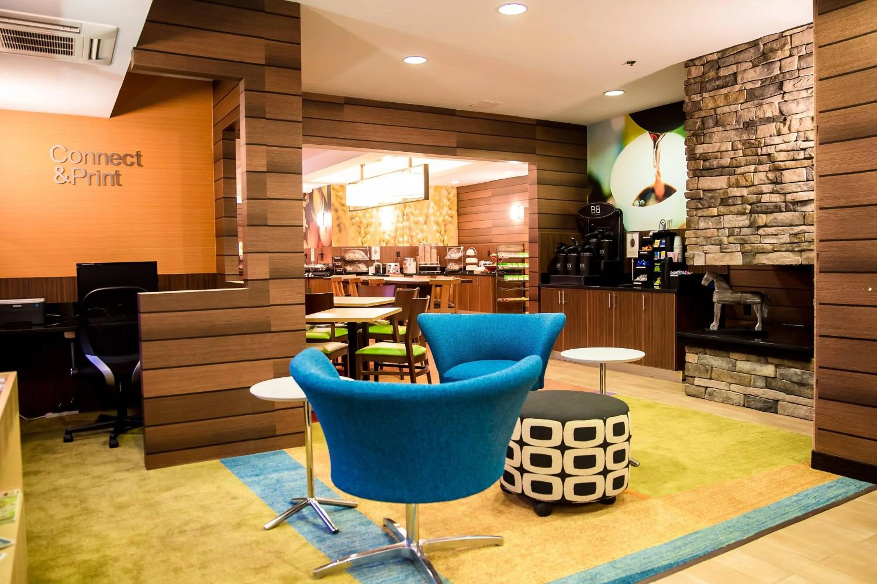 Lobby or reception in Fairfield Inn & Suites Fredericksburg