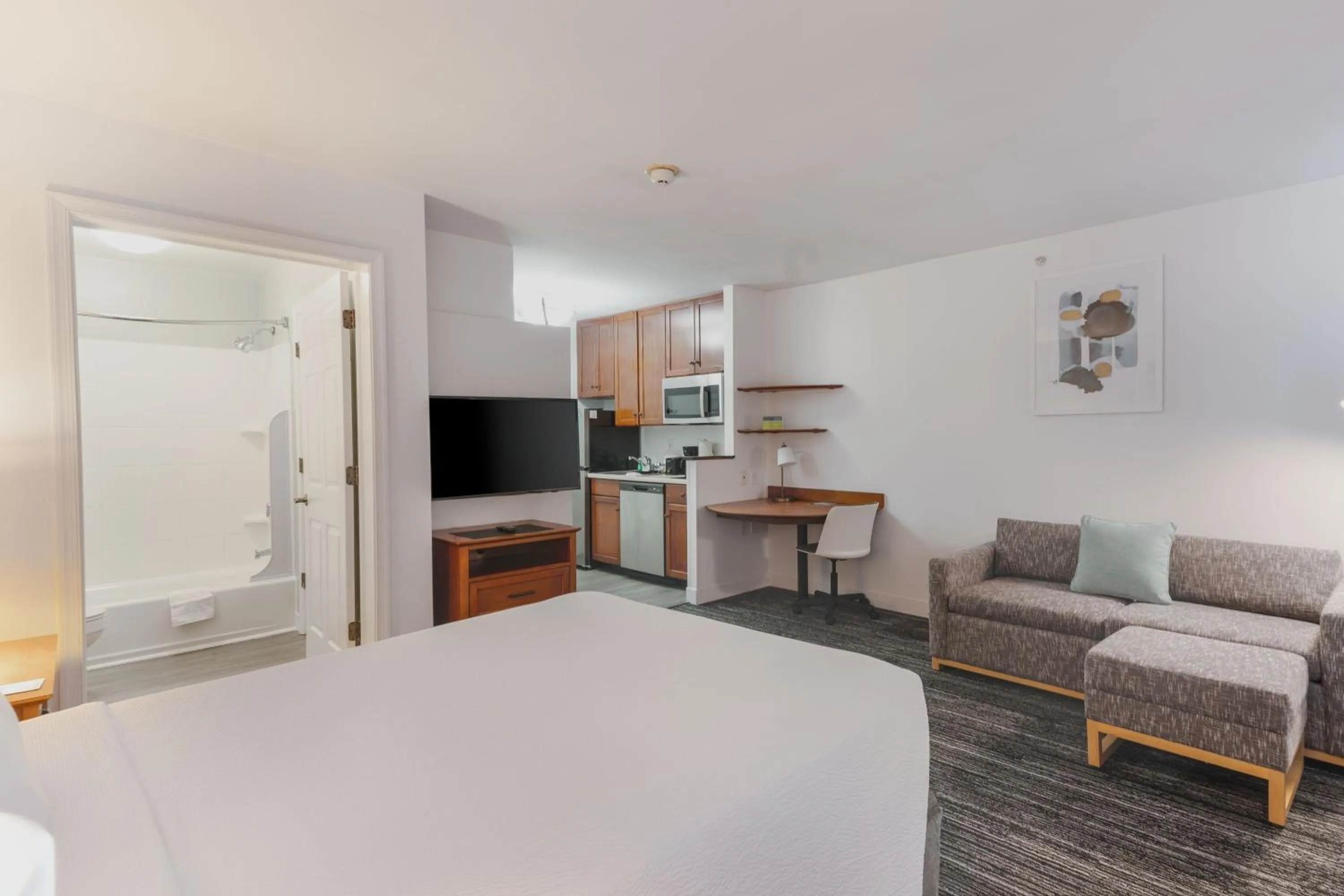 Bedroom in TownePlace Suites Fredericksburg