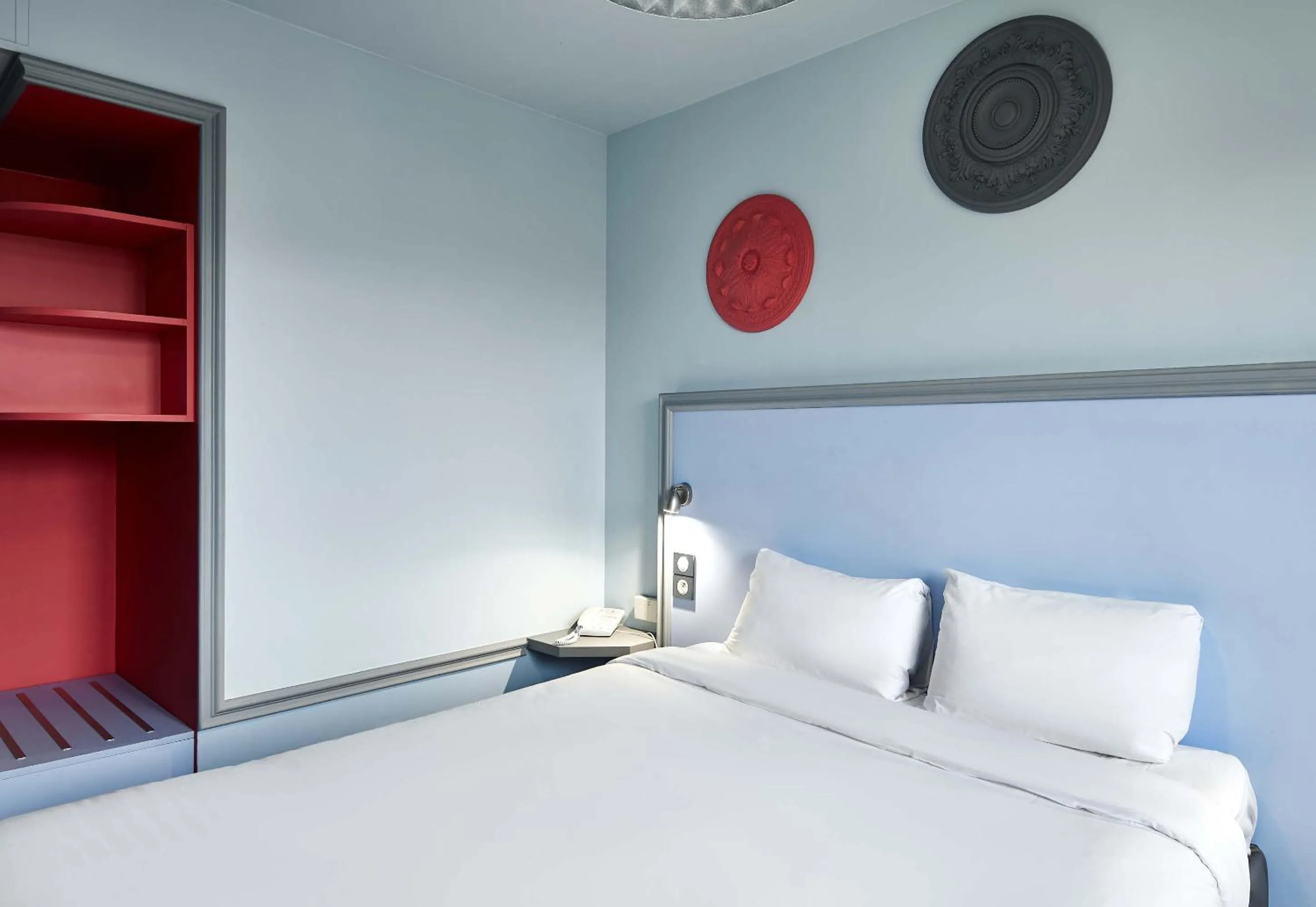 Bedroom, Bed in B&B HOTEL Saint-Maur Créteil