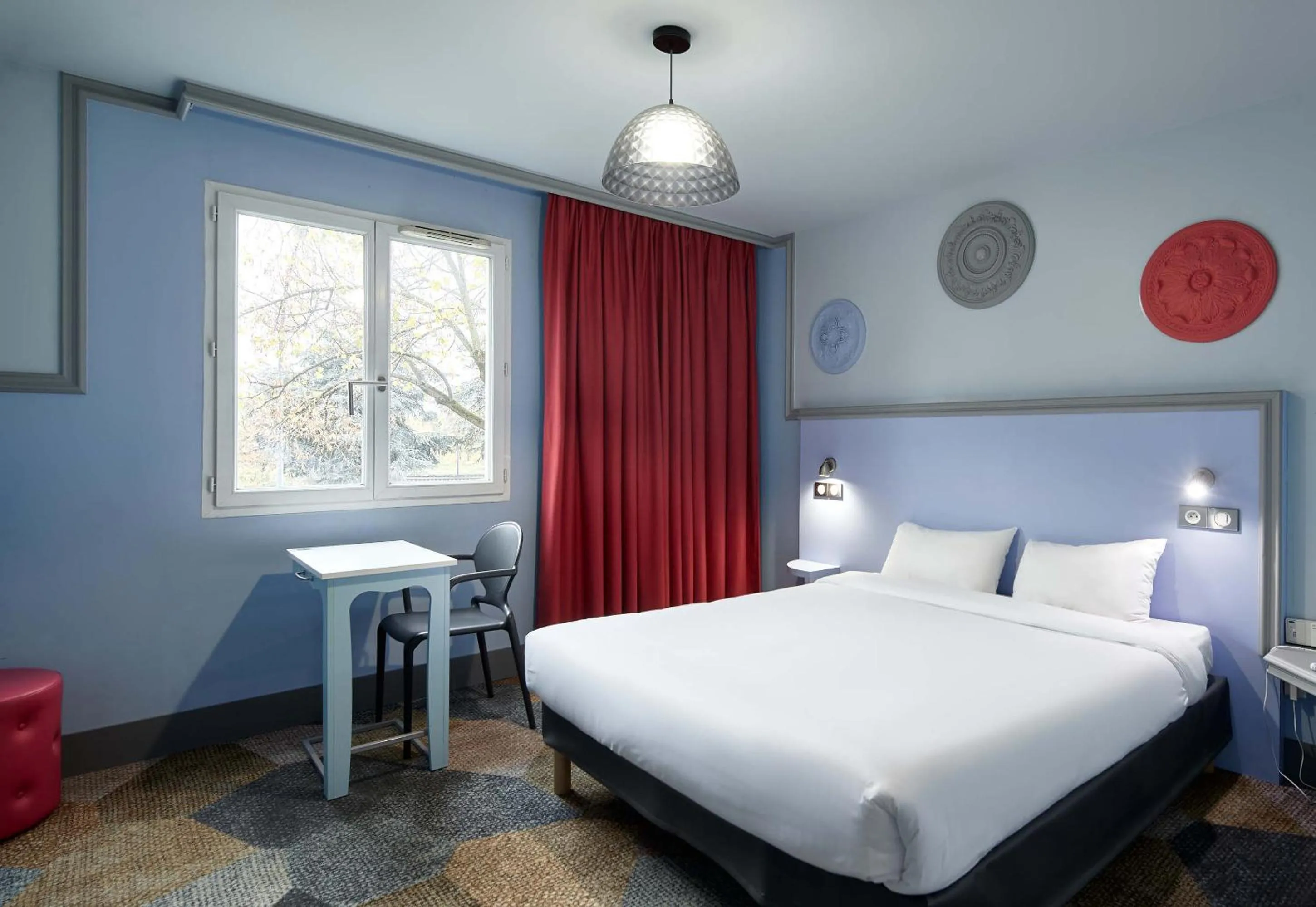 Bedroom, Bed in B&B HOTEL Saint-Maur Créteil