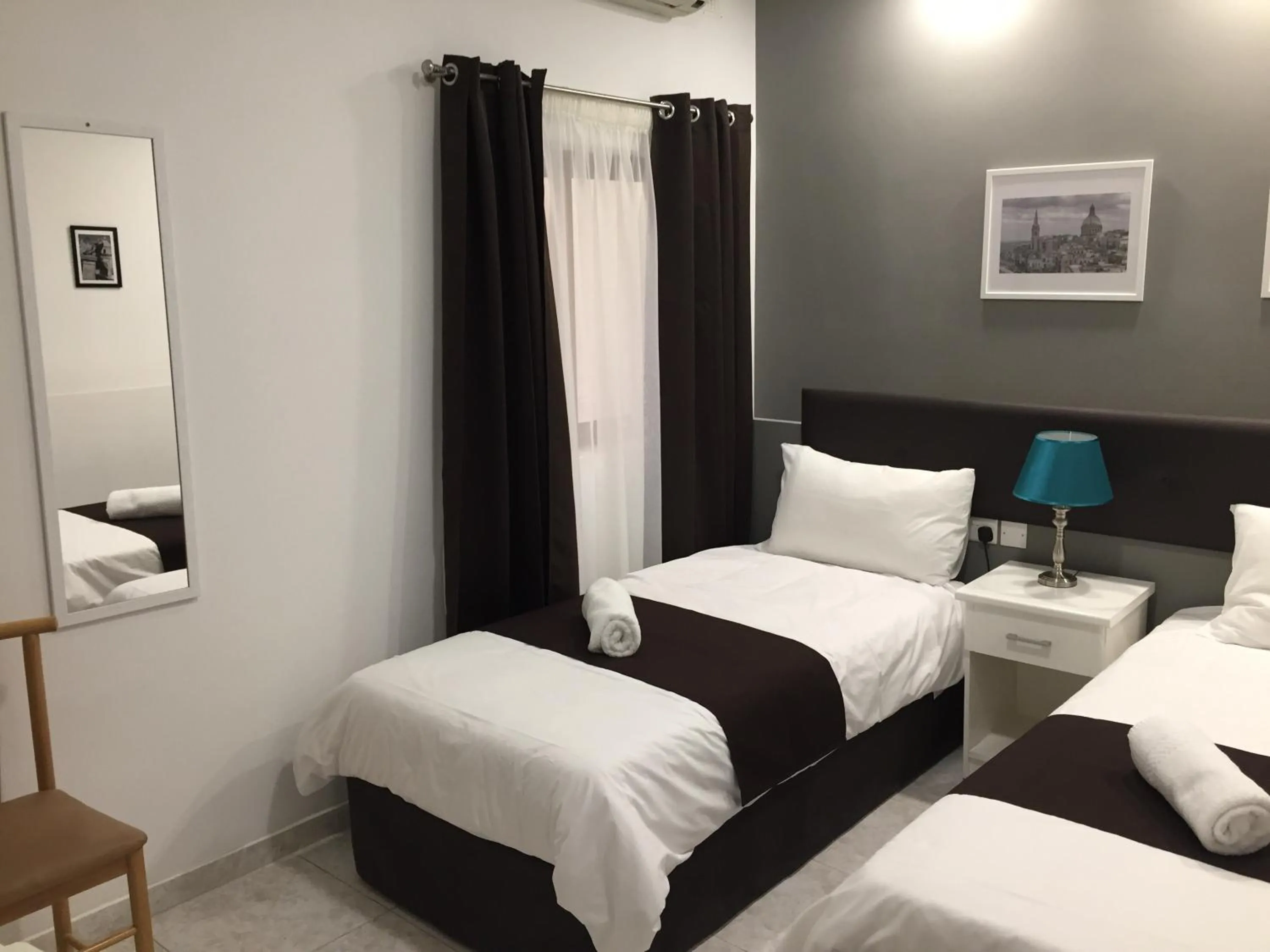 Bedroom, Bed in Buccaneers Boutique Guest House