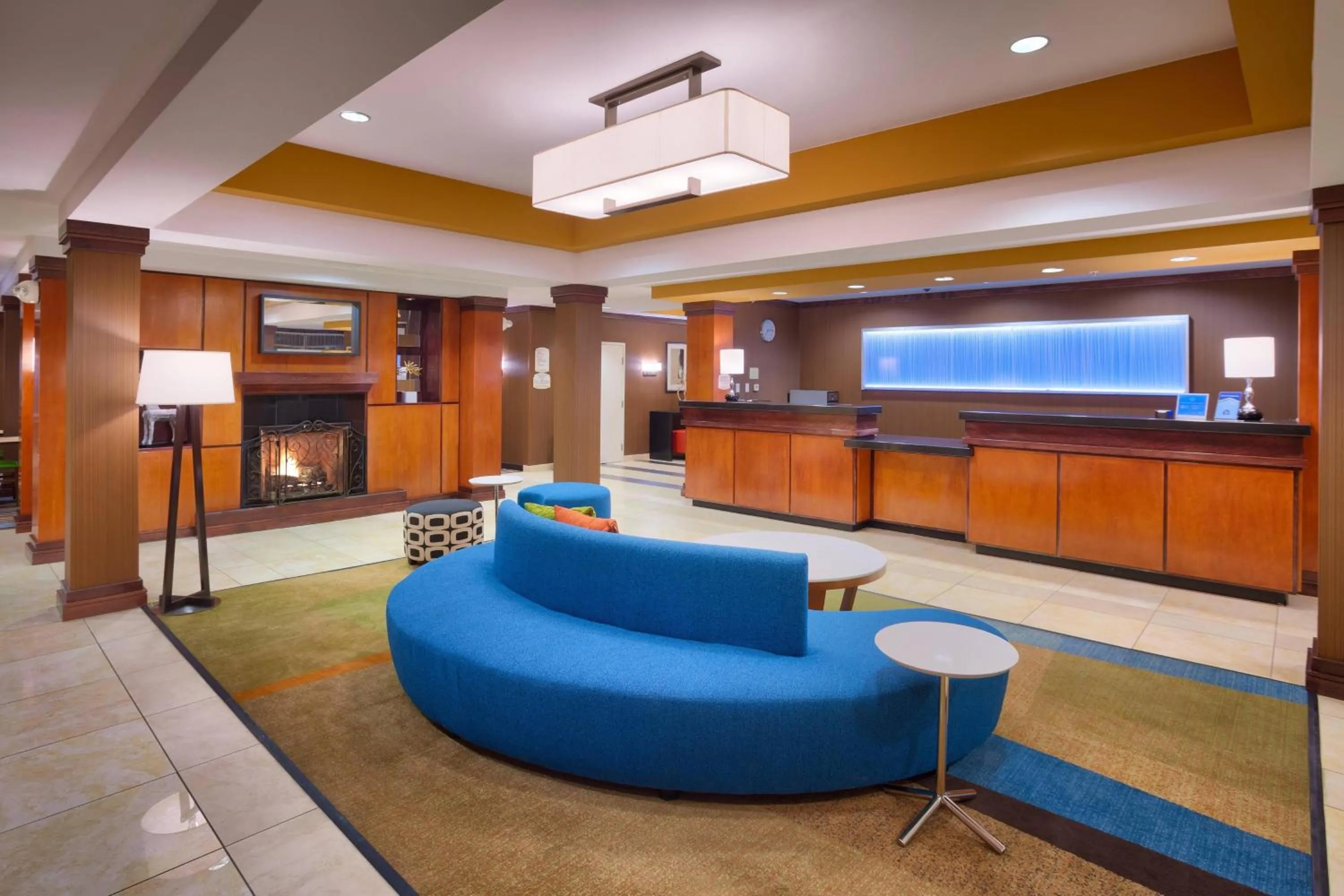 Lobby or reception in Fairfield Inn & Suites by Marriott Gillette