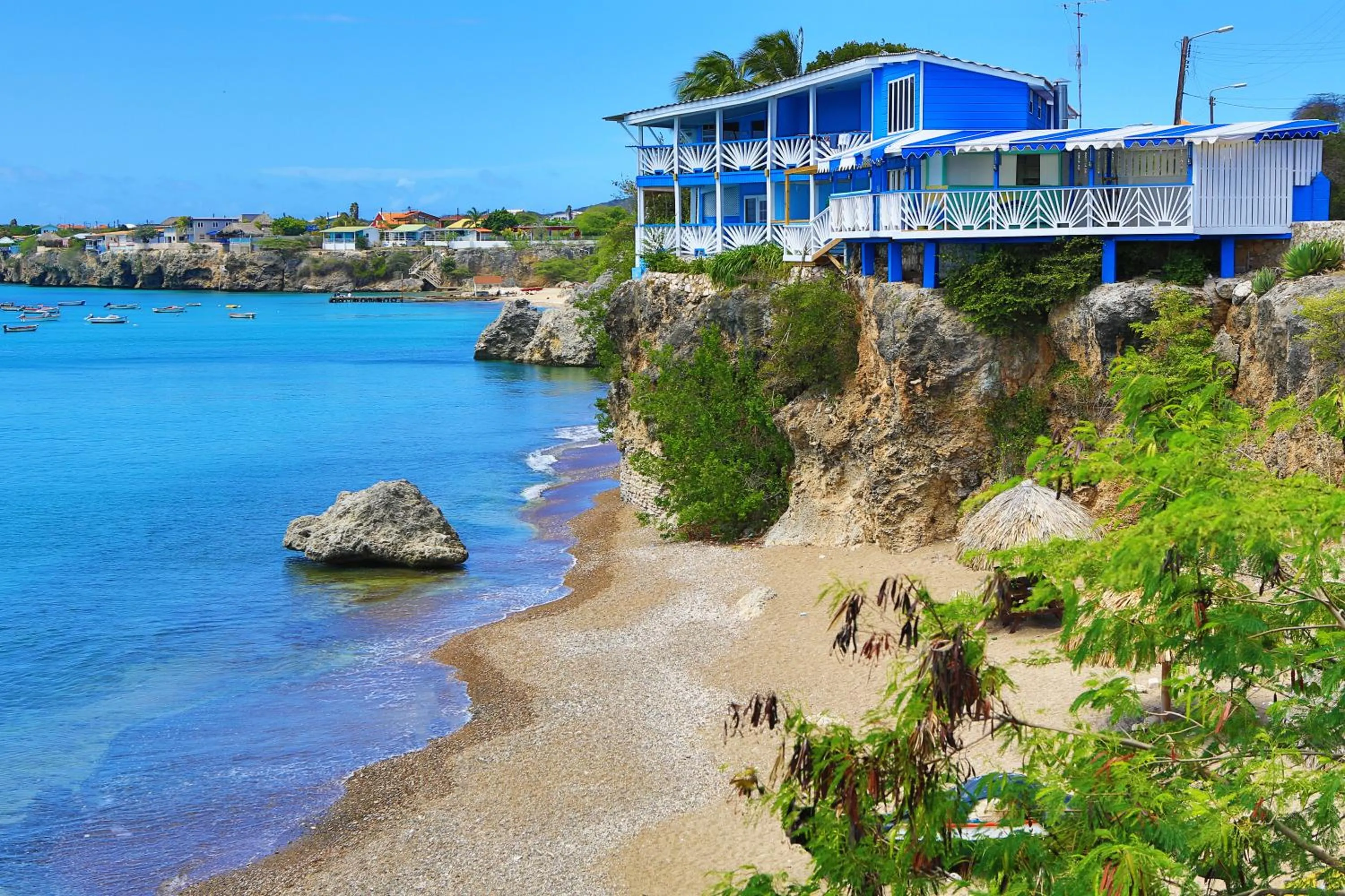 Day in Blue View Apartments