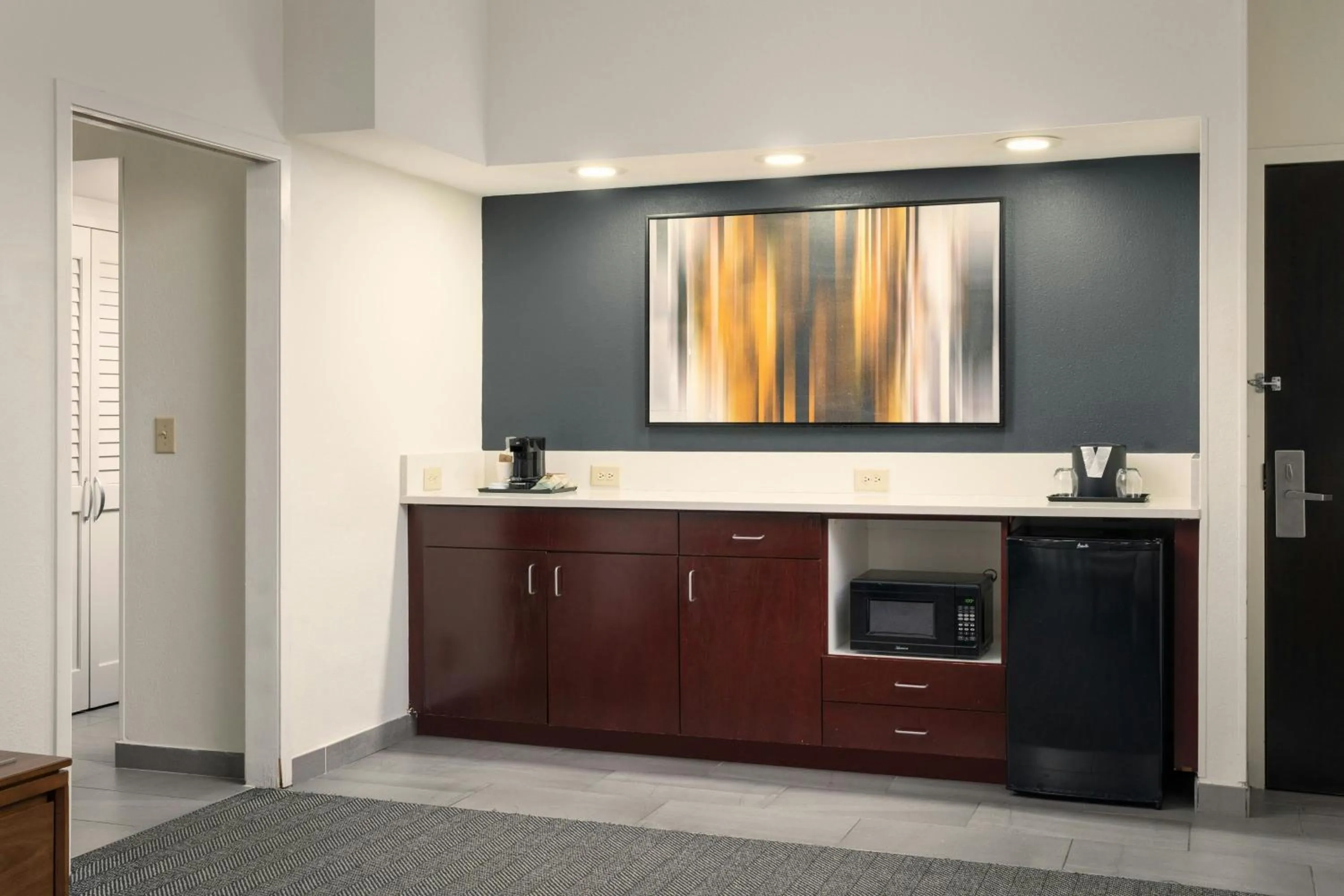 Bedroom in Courtyard by Marriott Gainesville FL