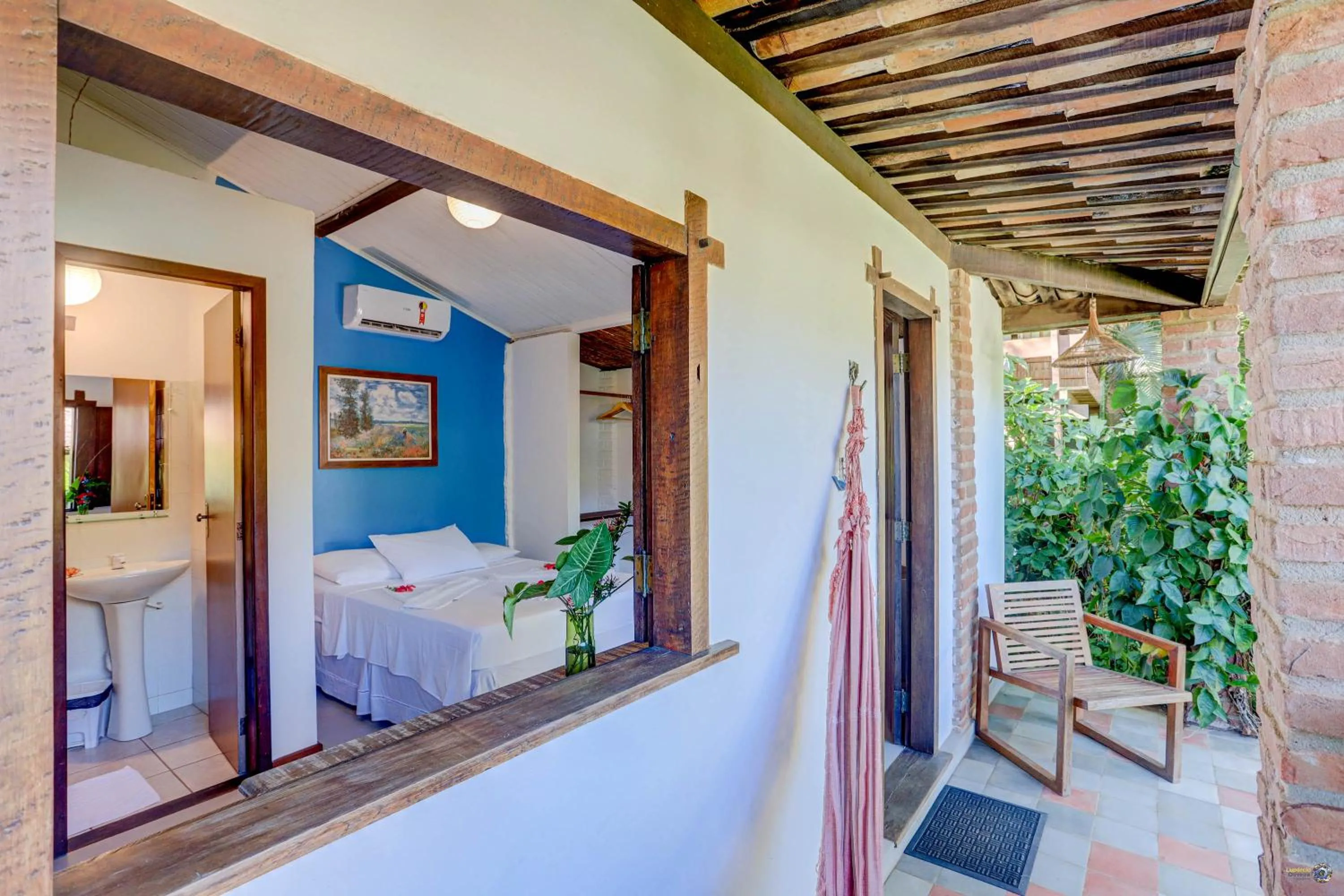 Patio, Bed in Pousada Piratas