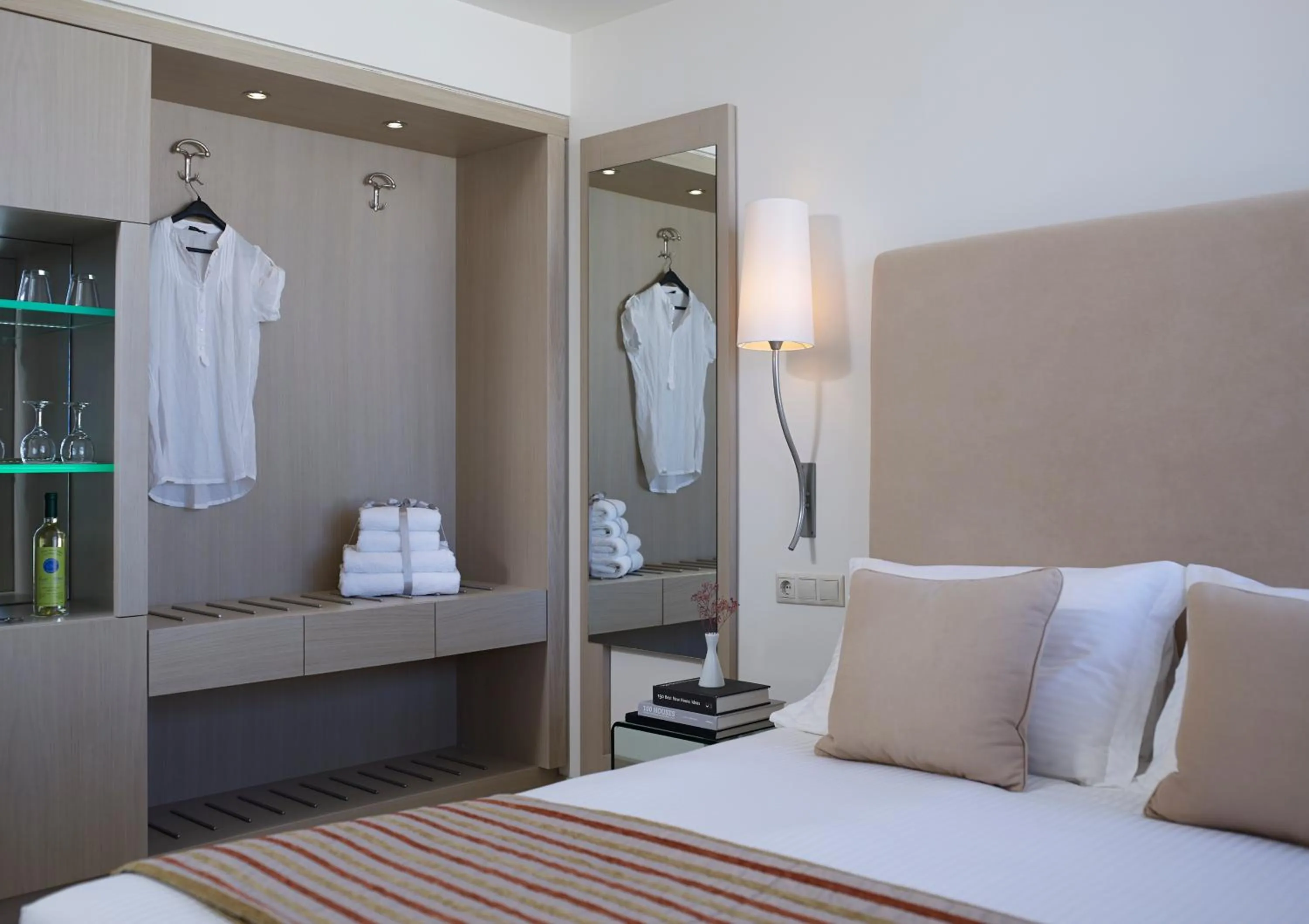 Bedroom, Bed in Kriti Beach Hotel