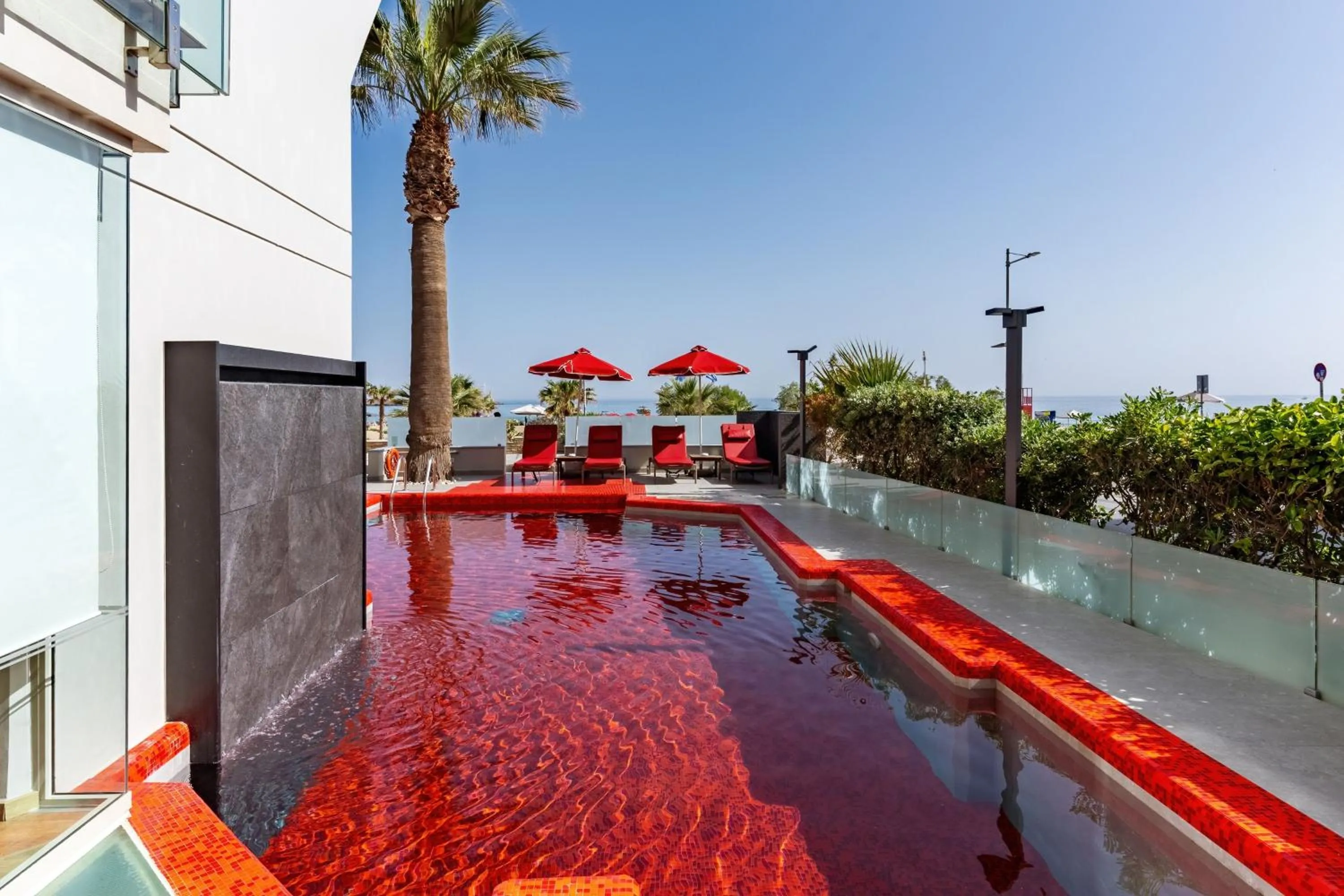 Swimming pool in Kriti Beach Hotel