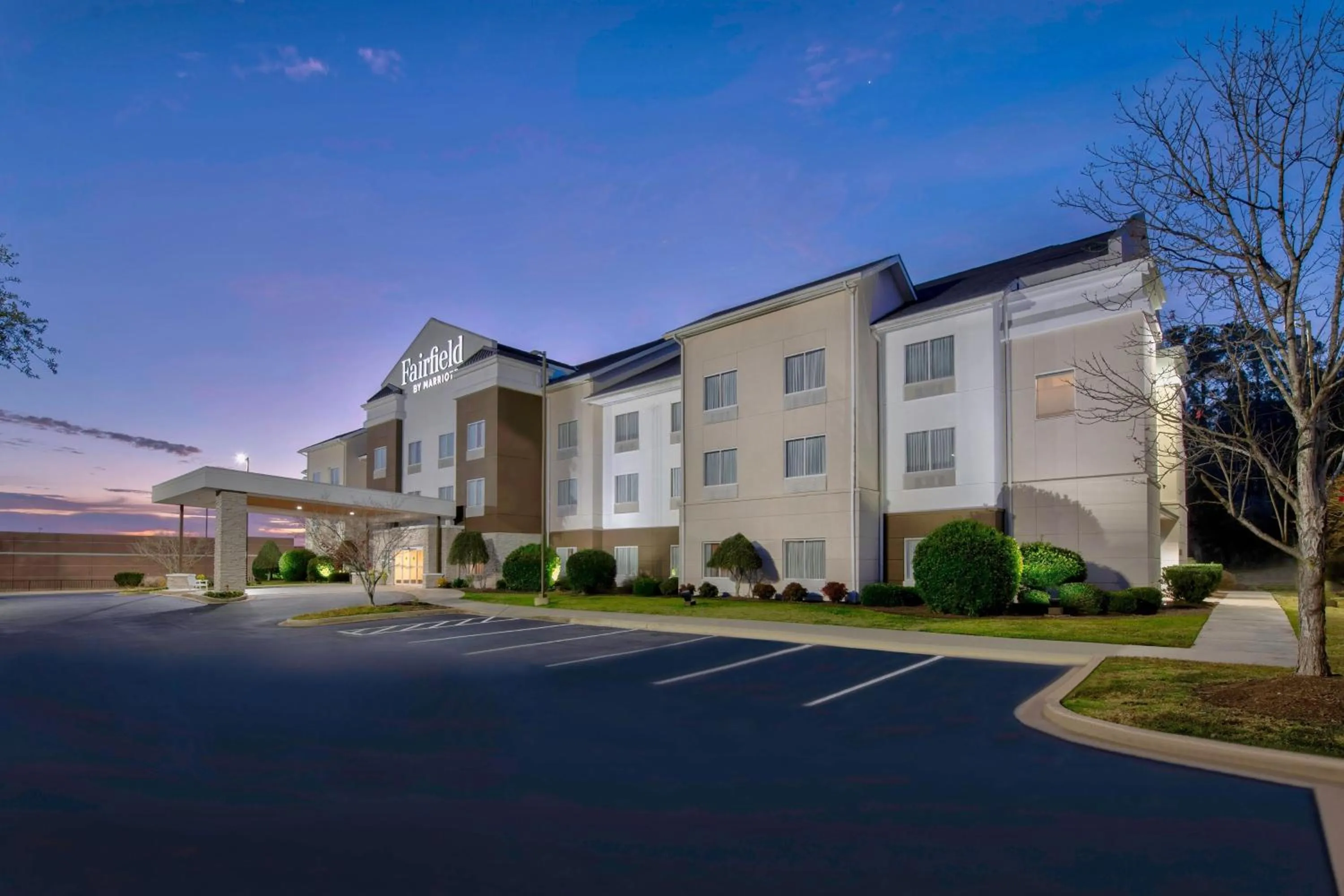 Property building in Fairfield Inn & Suites by Marriott Greenwood
