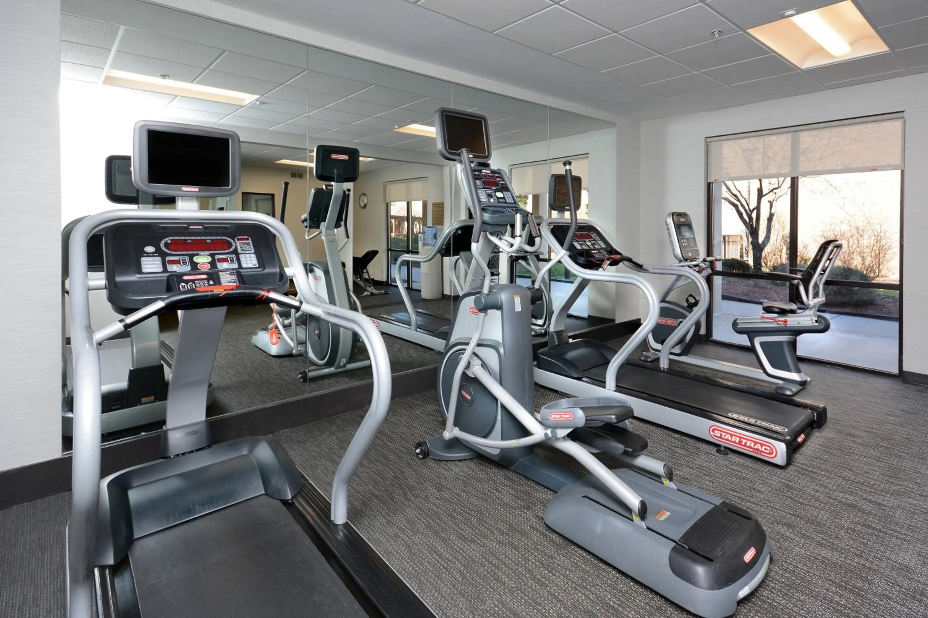 Fitness centre/facilities in Courtyard Danville