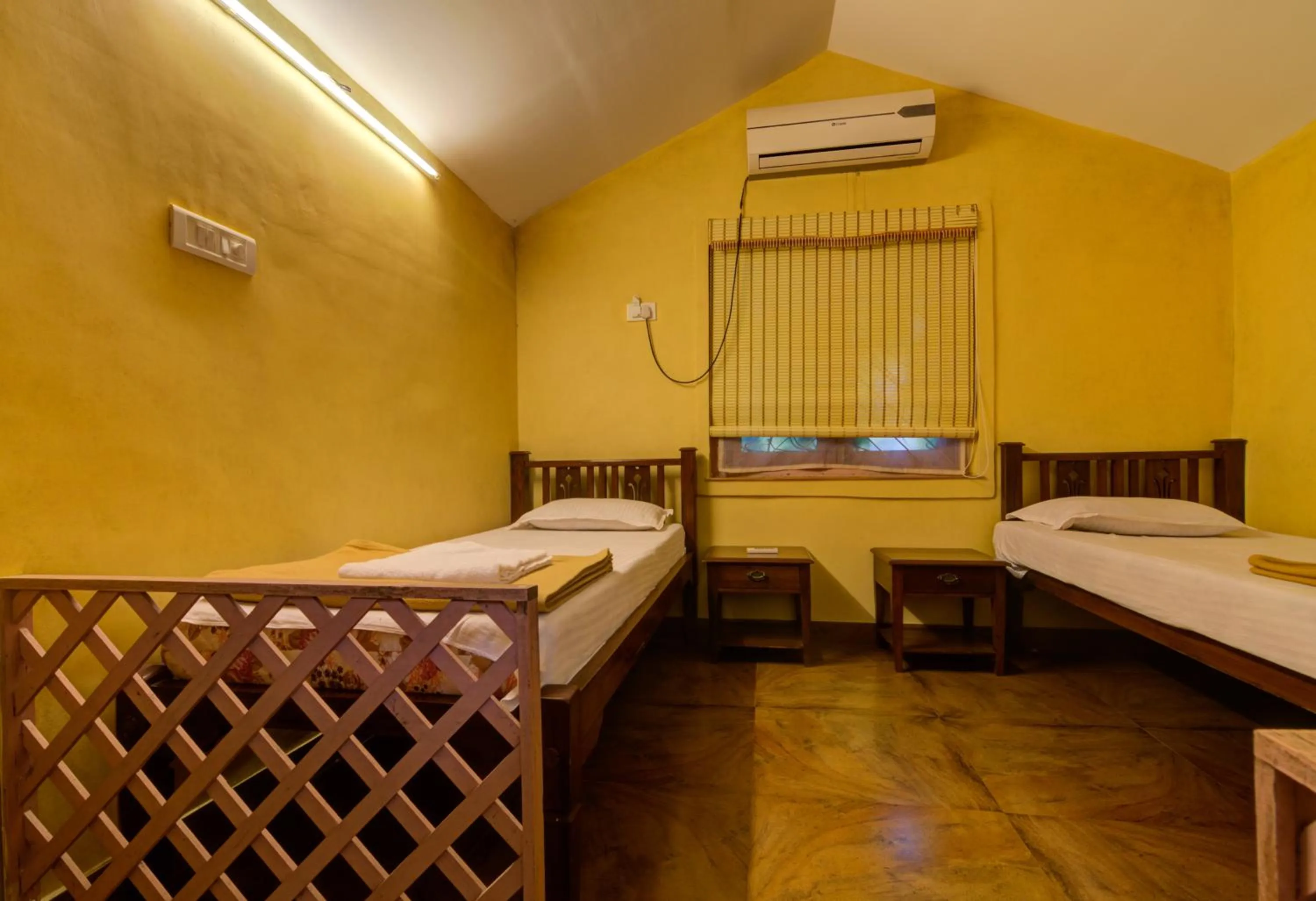 Bed in Shantai By the Lake