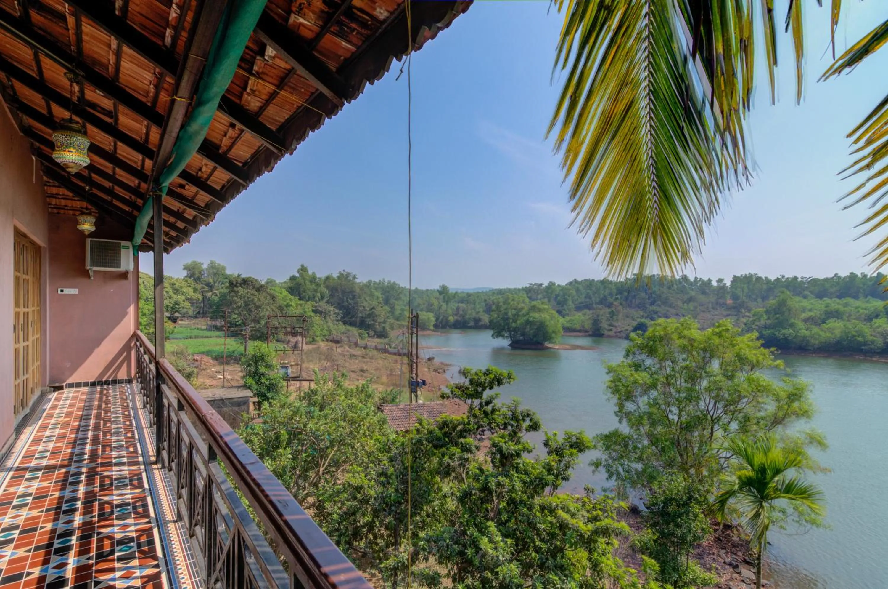 Balcony/Terrace in Shantai By the Lake