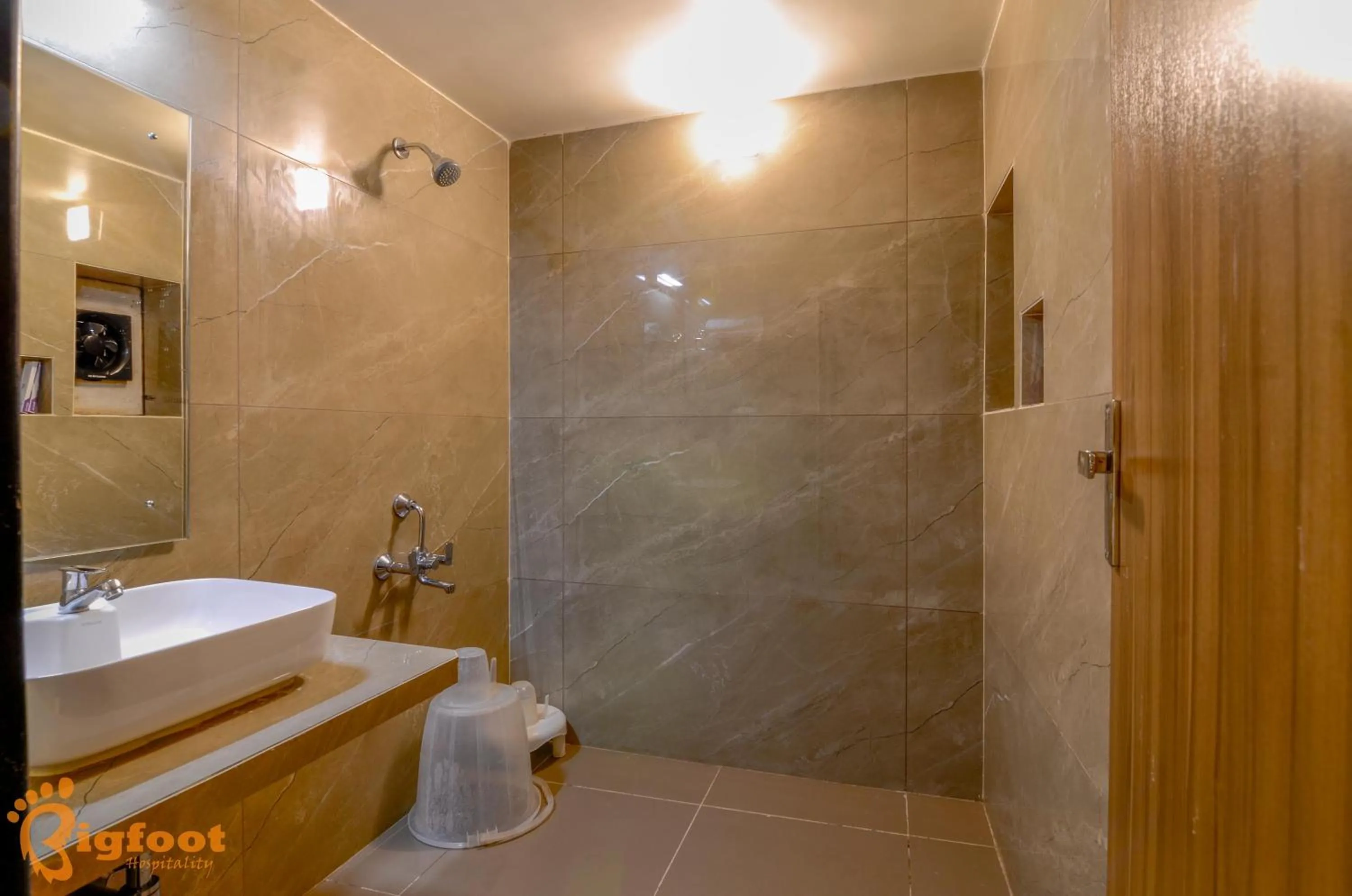 Shower in Shantai By the Lake