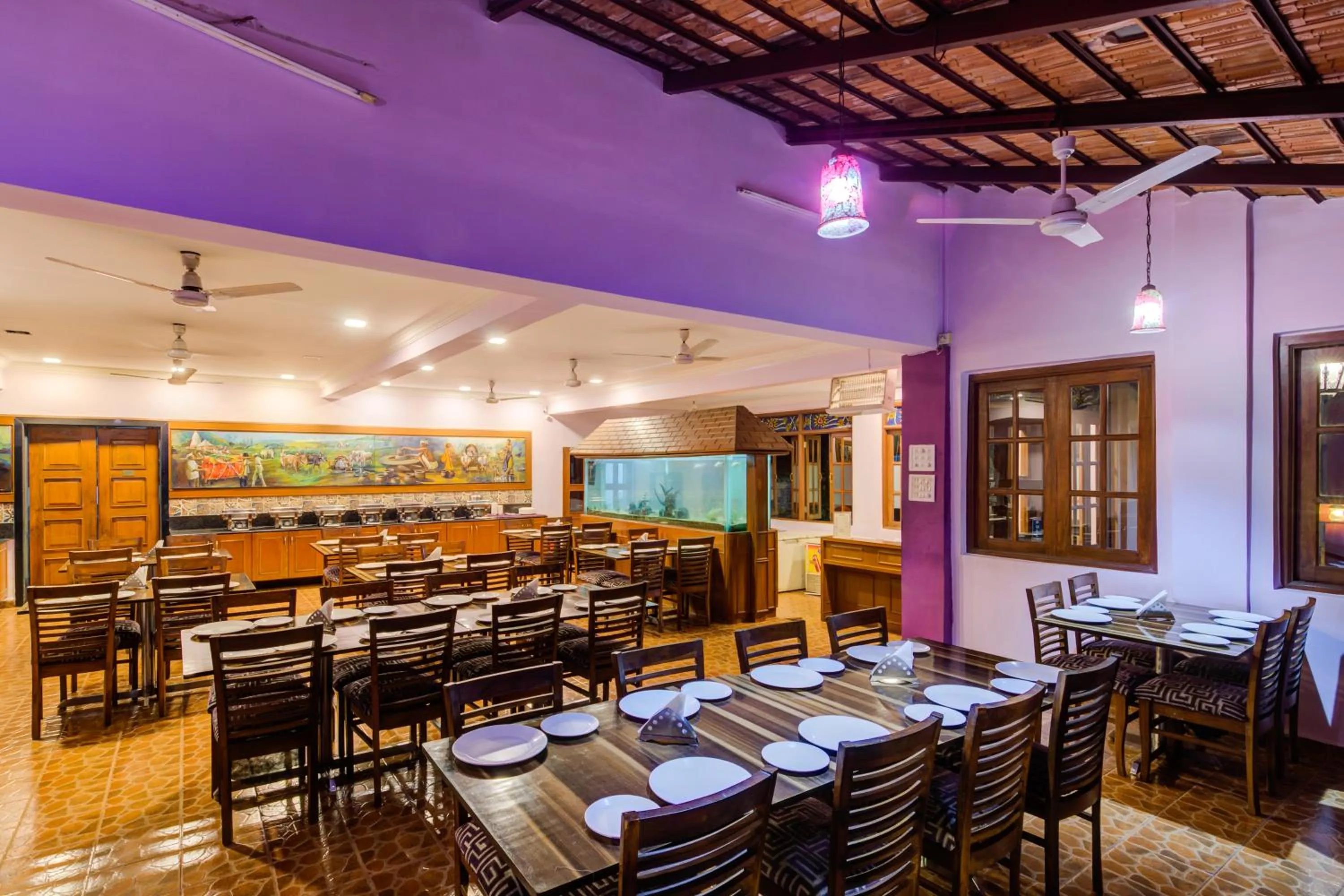 Restaurant/places to eat in Shantai By the Lake