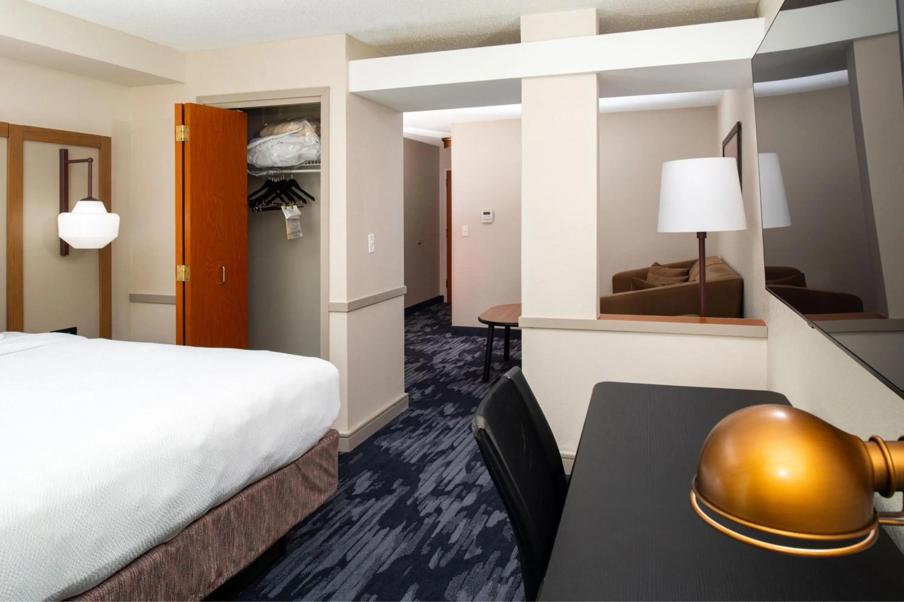 Bedroom, Bed in Fairfield Inn & Suites Greensboro Wendover