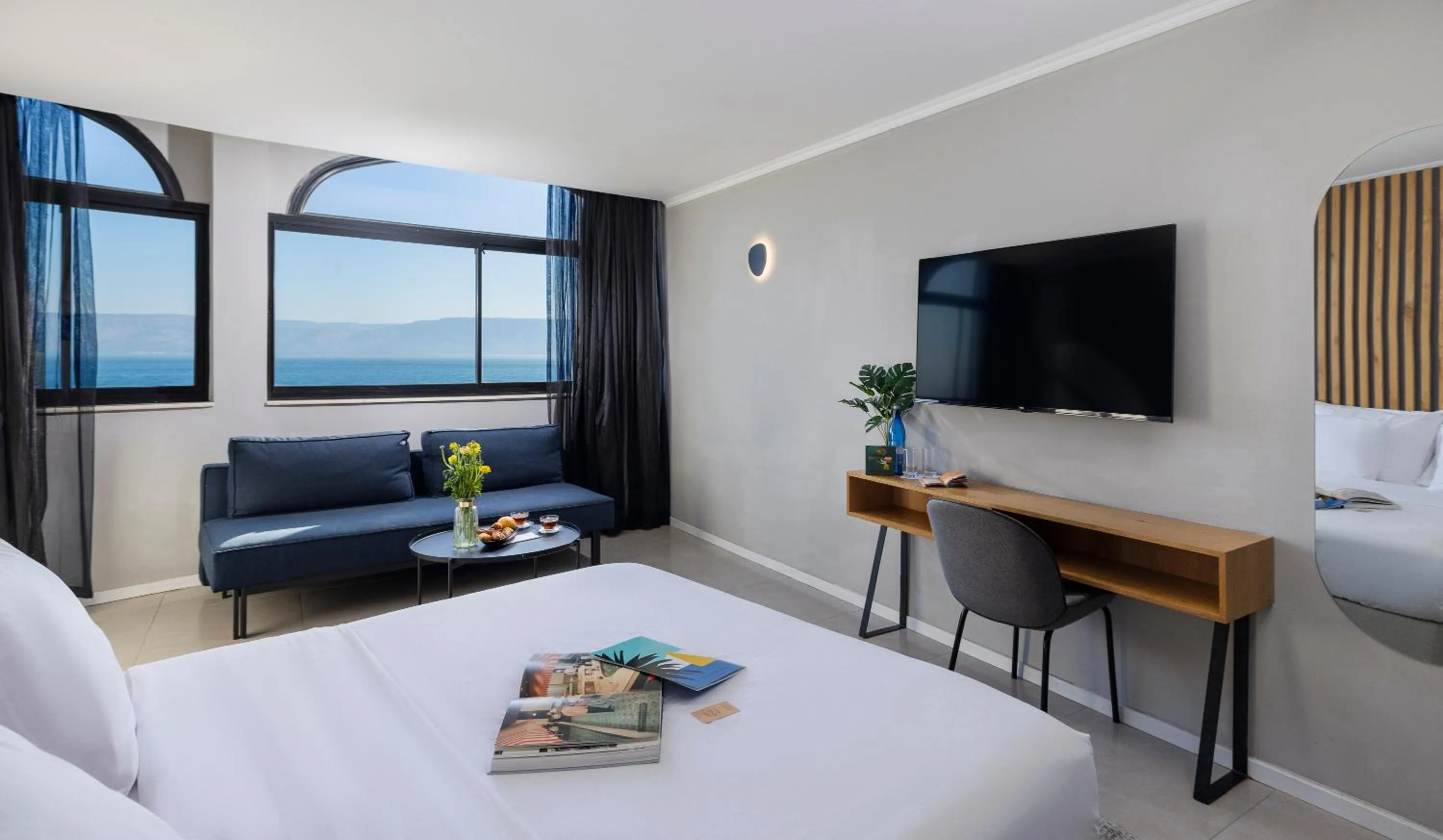 Bed in Hotel Lake House Kinneret