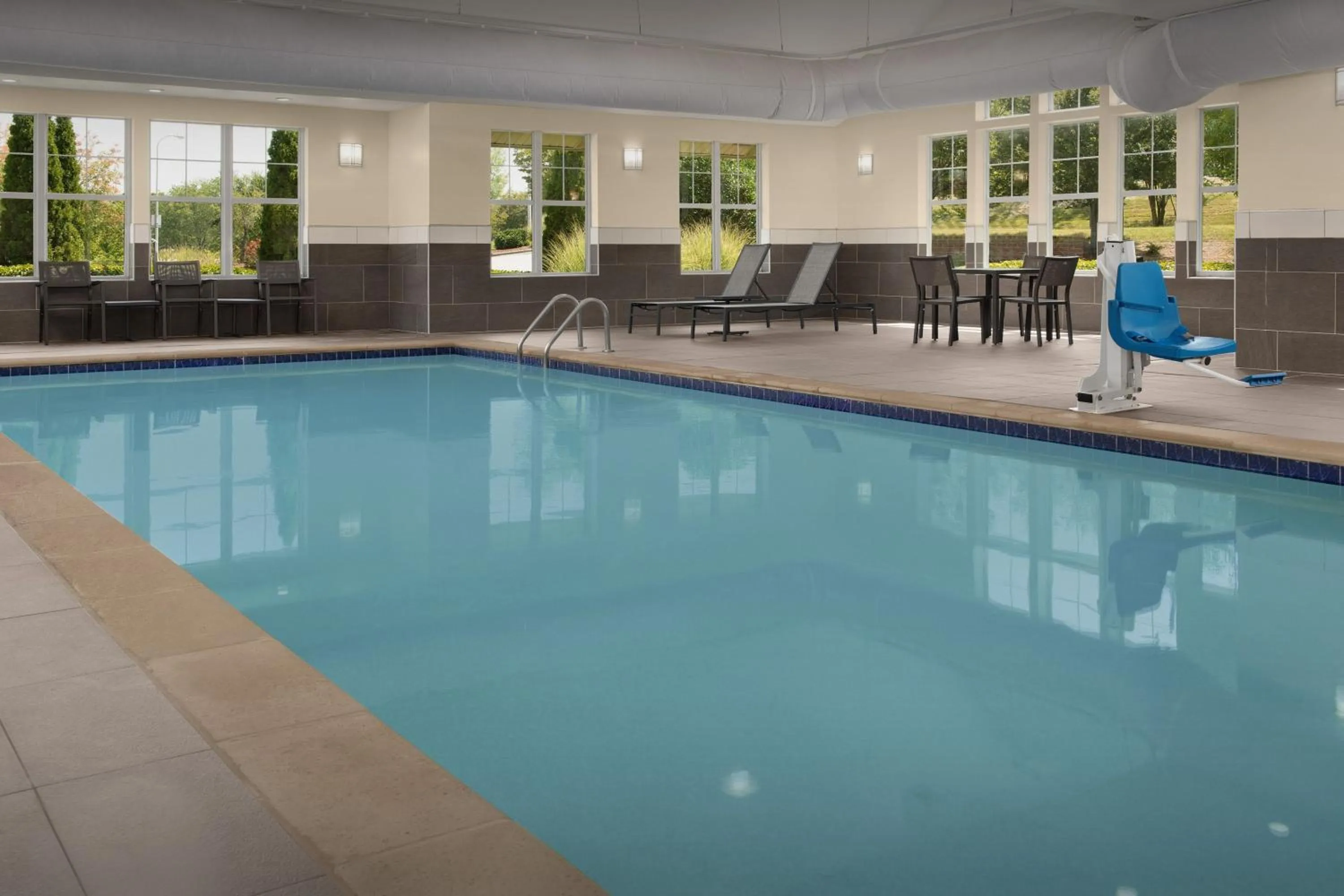 Swimming pool in Residence Inn by Marriott Greensboro Airport