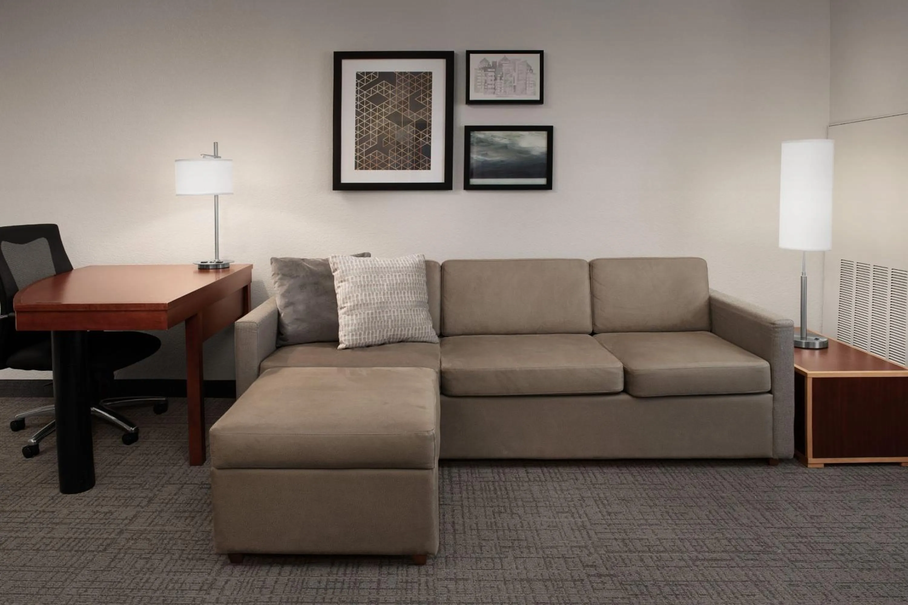 Bedroom in Residence Inn by Marriott Greensboro Airport