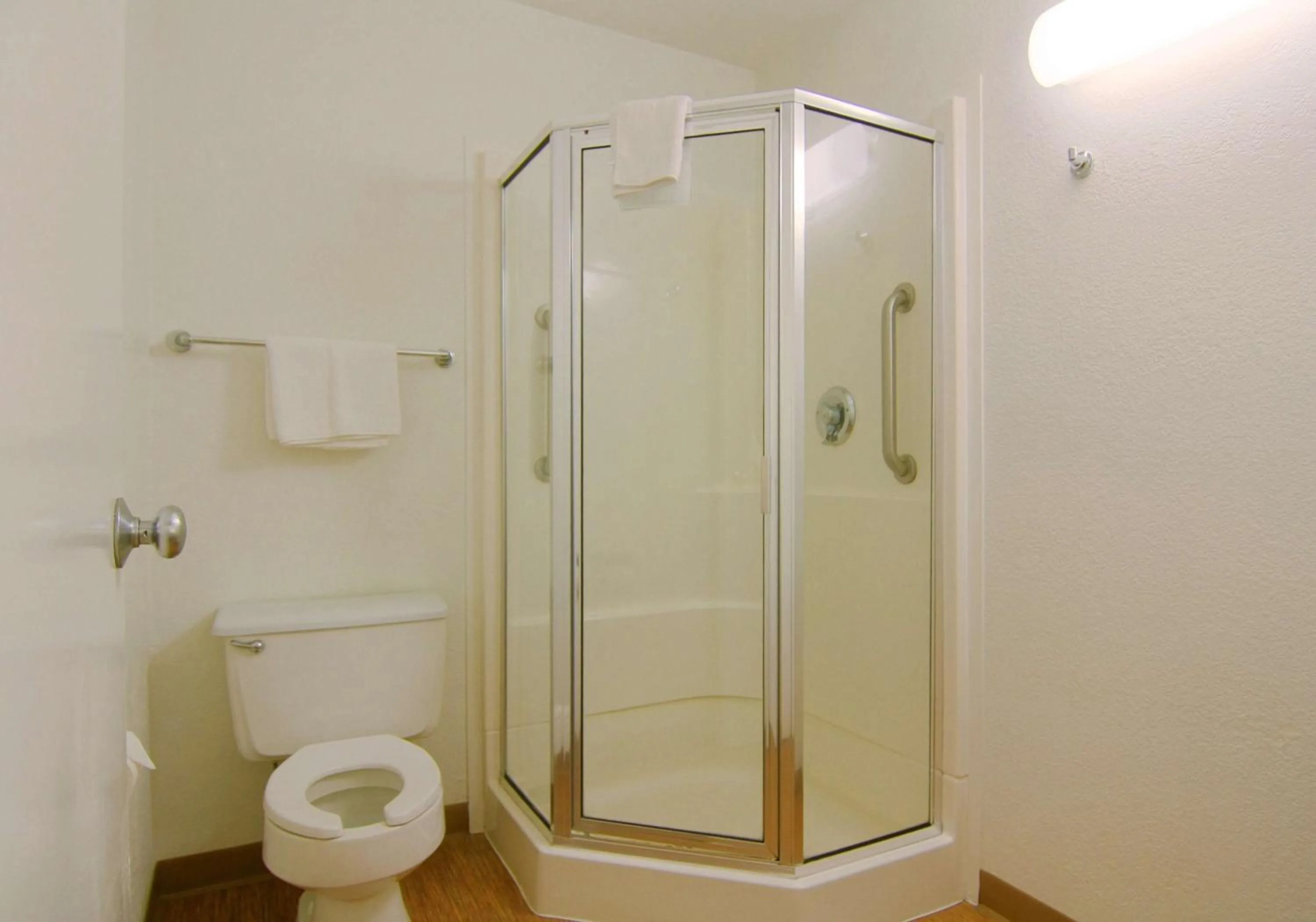 Shower, Bathroom in Motel 6-Rapid City, SD