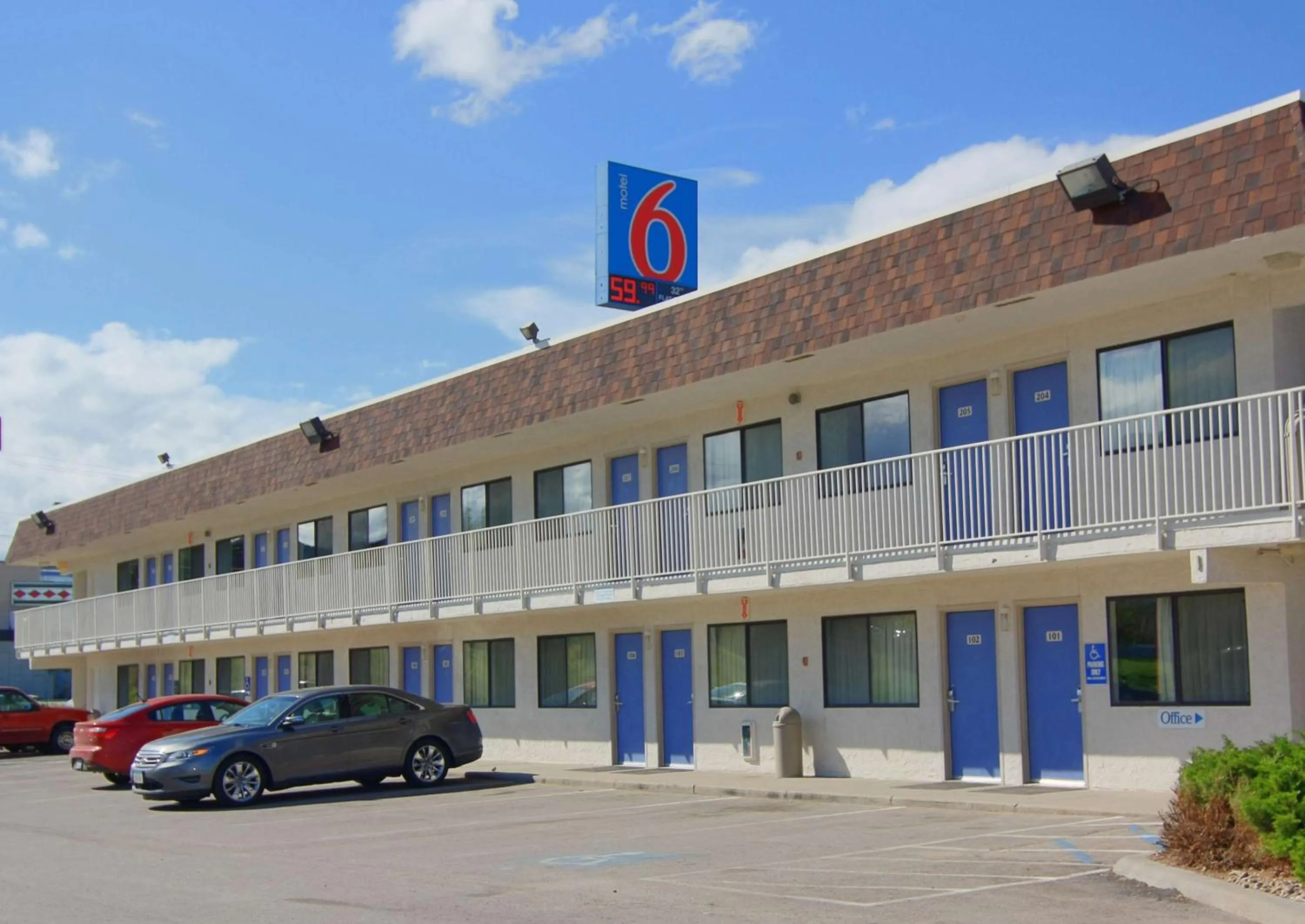 Property building, Facade/Entrance in Motel 6-Rapid City, SD