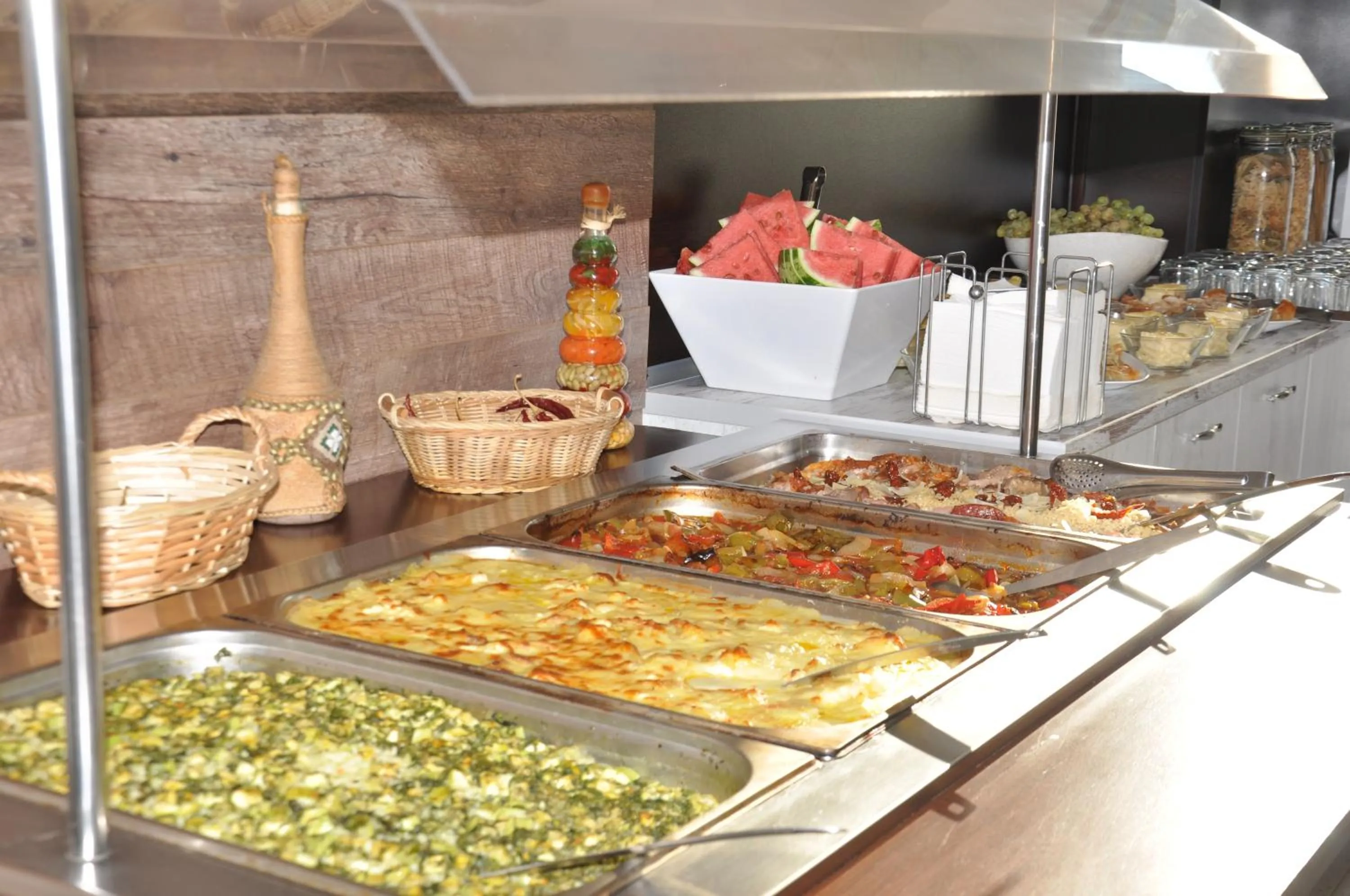 Food in Hotel BelleVille