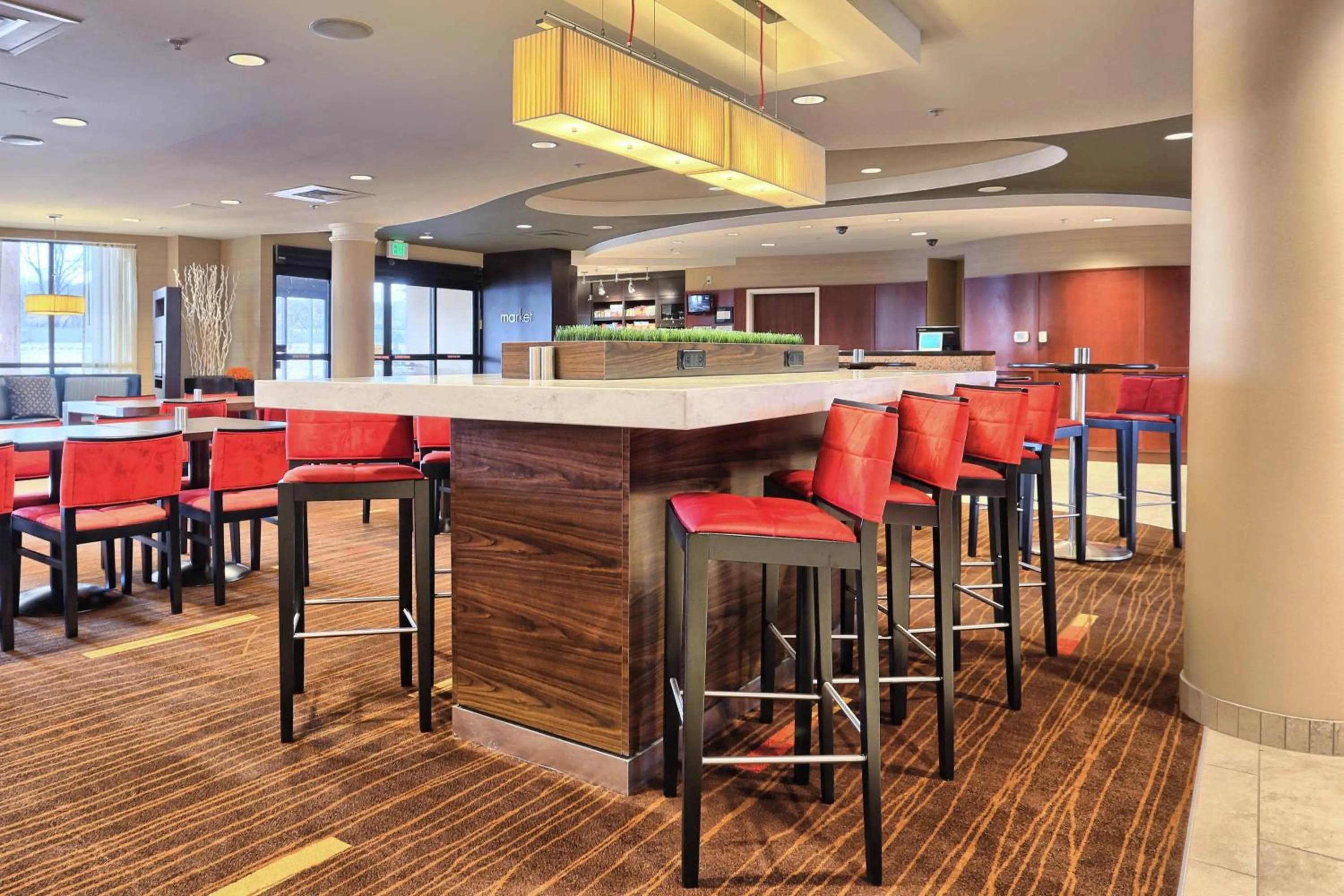 Restaurant/places to eat in Courtyard by Marriott Harrisburg West/Mechanicsburg