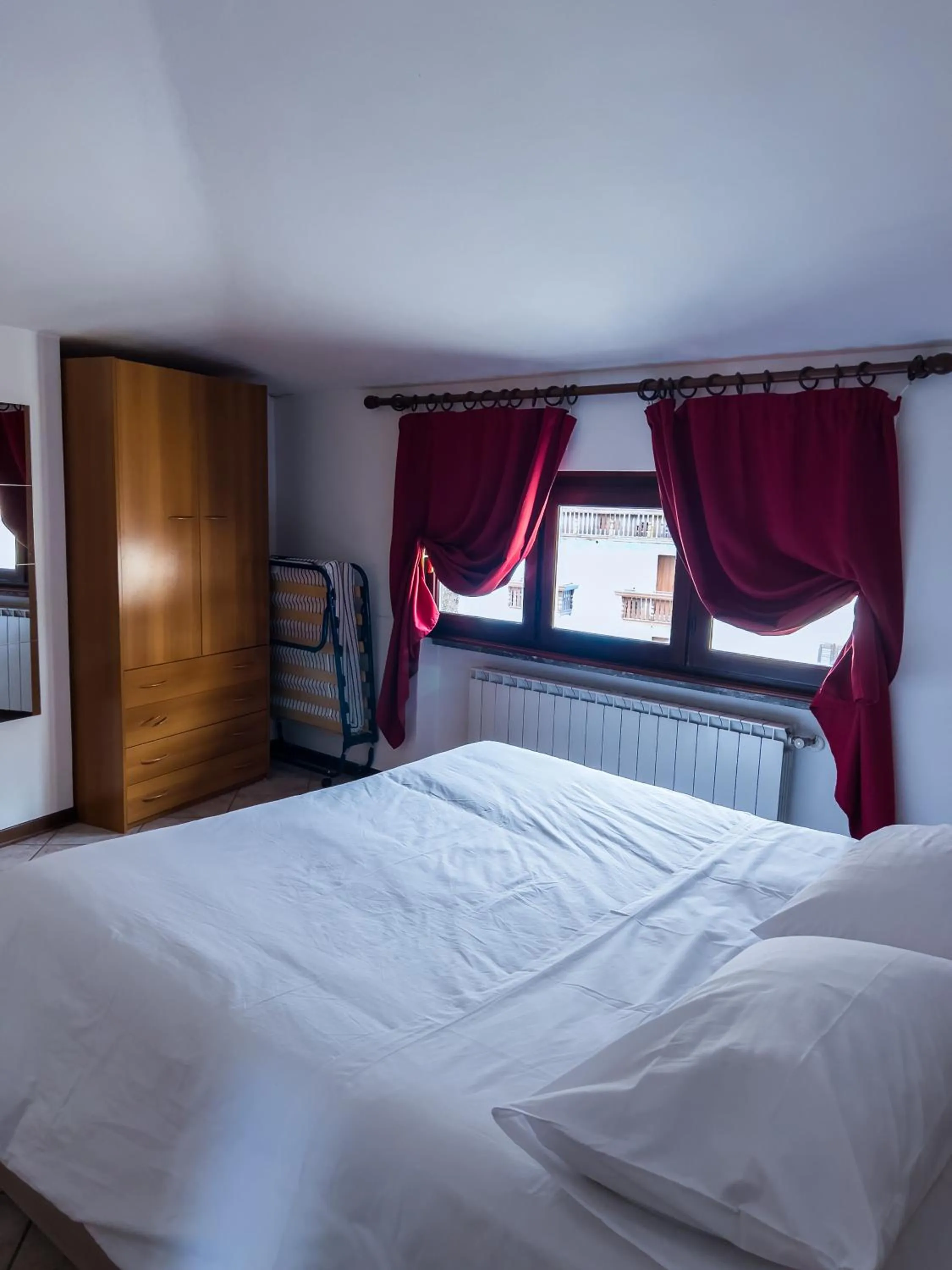 Bedroom, Bed in El Rocol