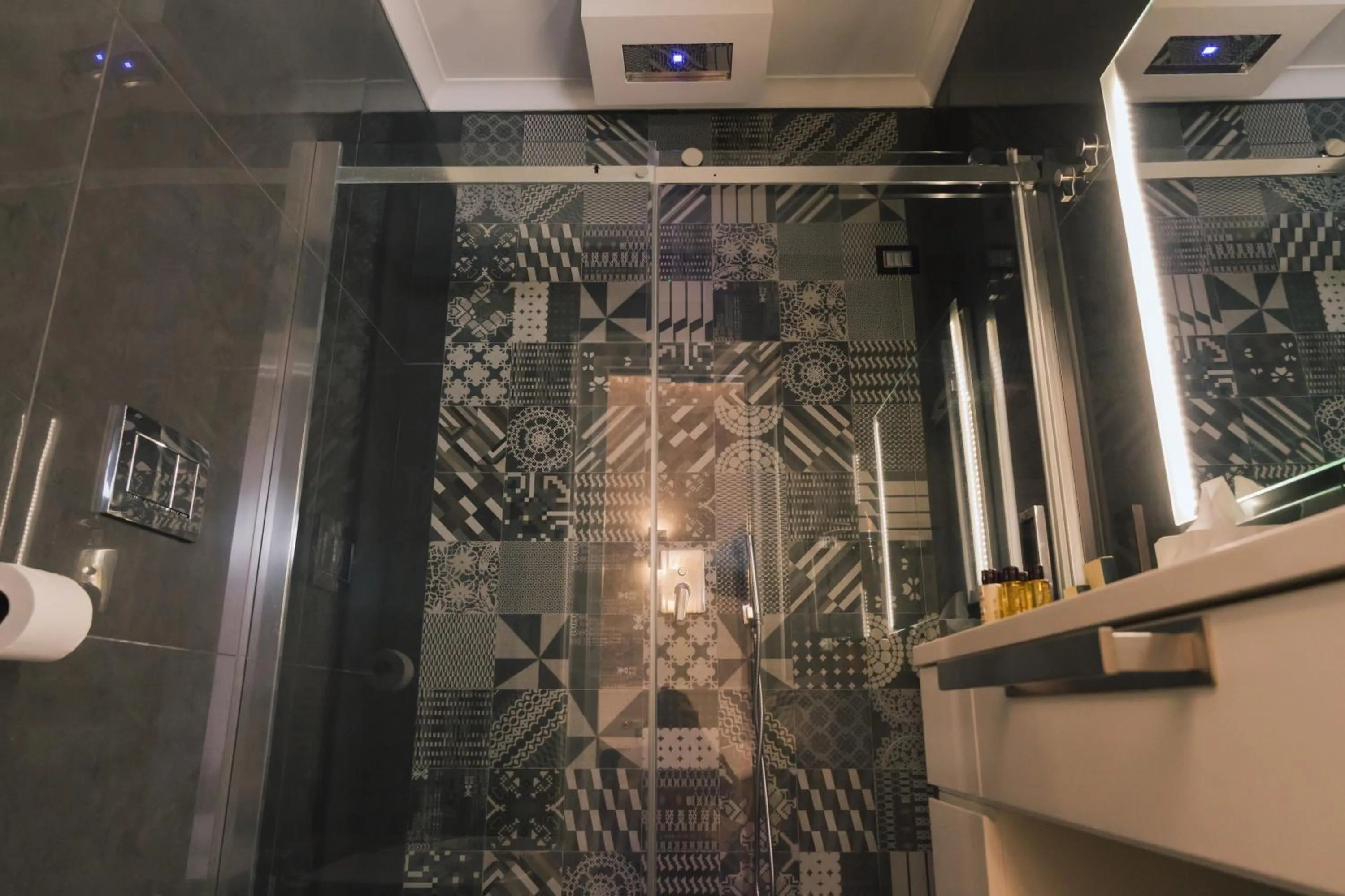 Shower in Relais Piazza Vittoria