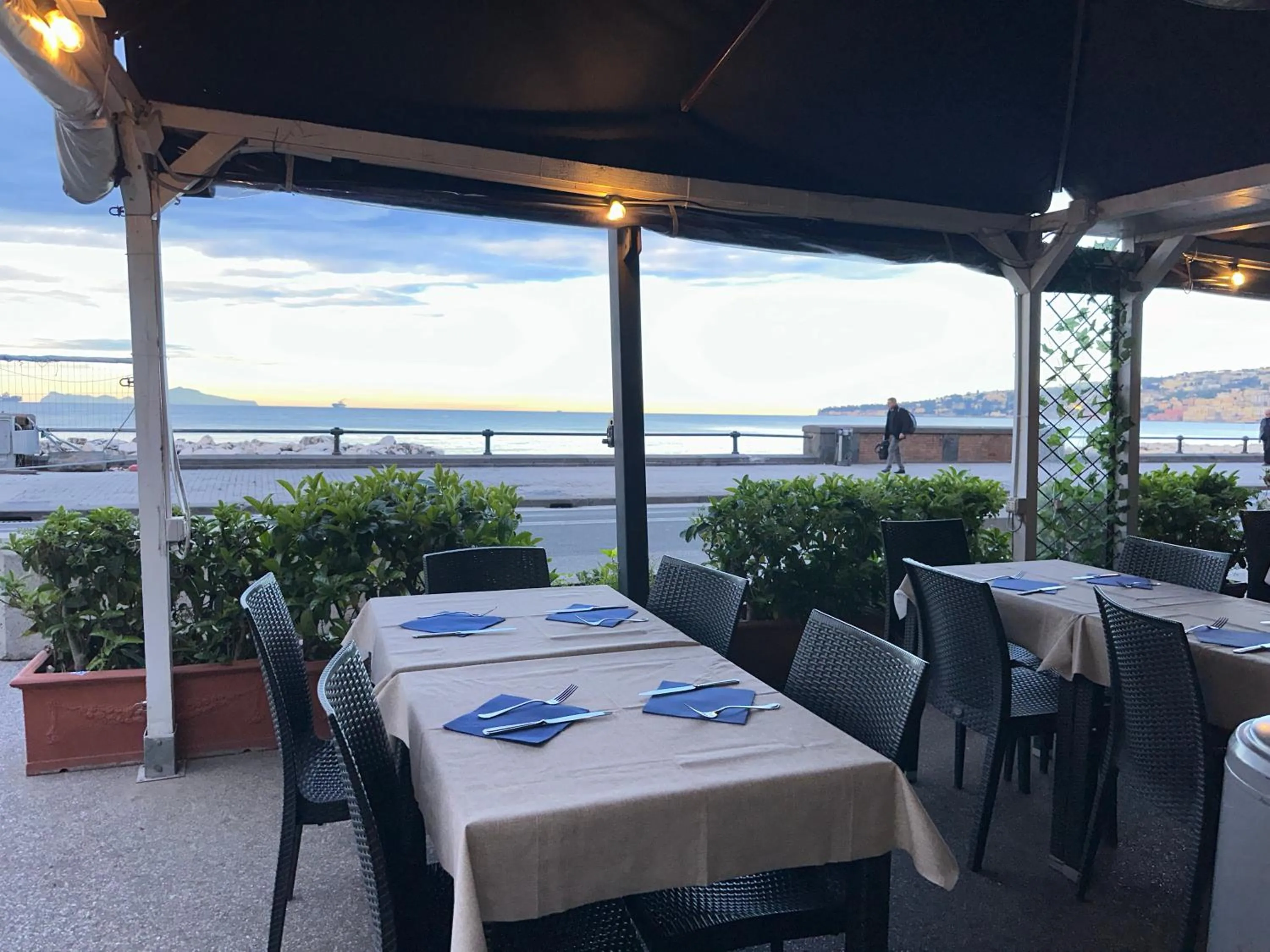 Restaurant/places to eat in Relais Piazza Vittoria