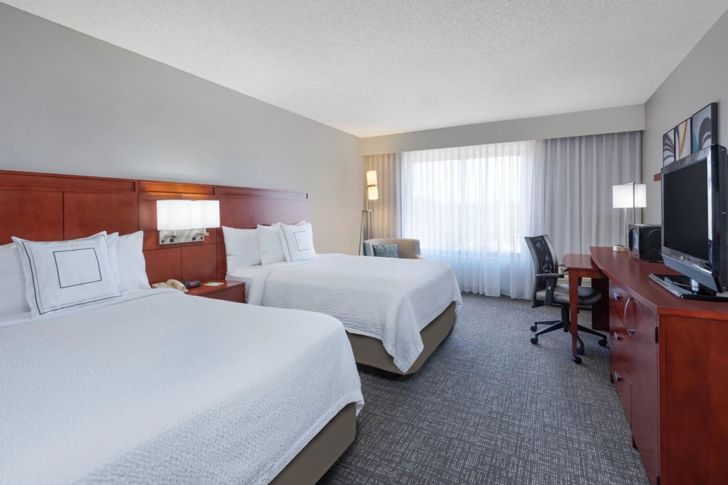 Bedroom, Bed in Courtyard Harlingen