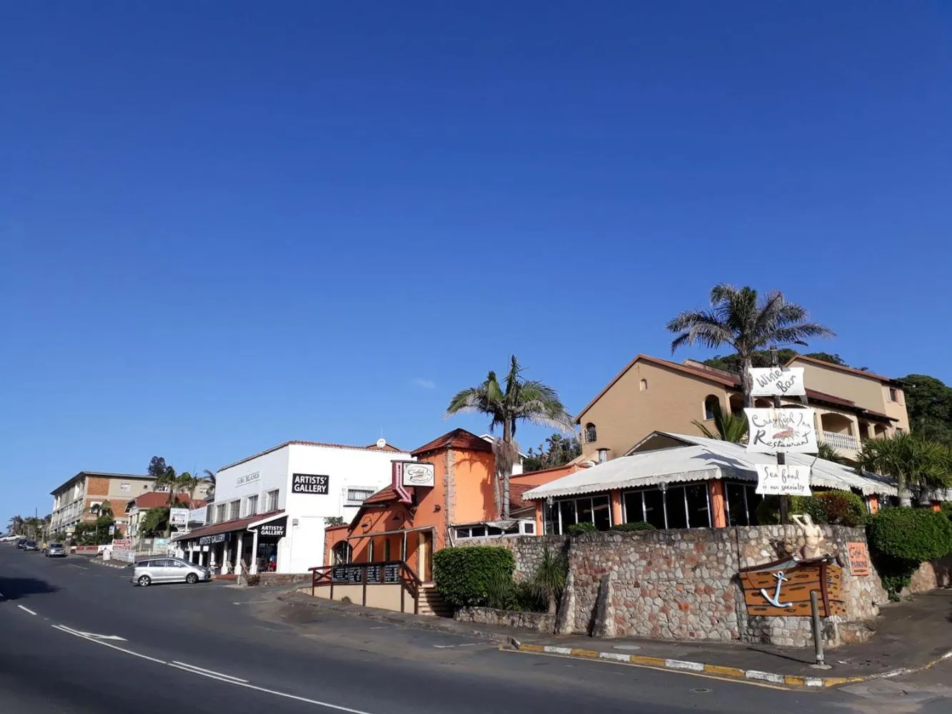 Restaurant/places to eat in Boathouse Bed & Biscuit - Lower Deck