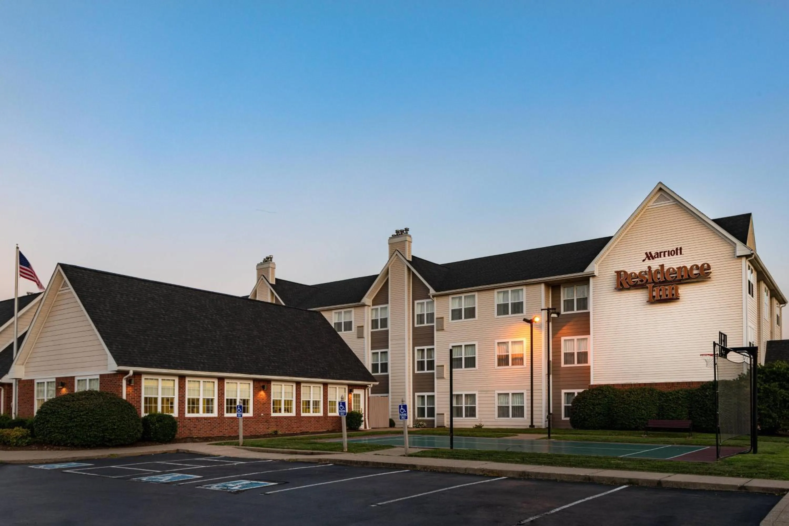 Property building in Residence Inn by Marriott Evansville East