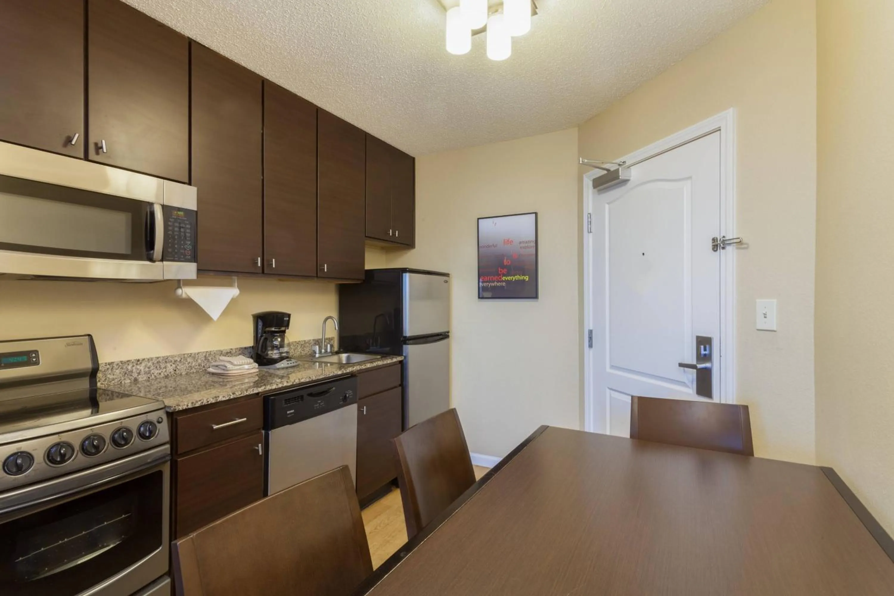 Kitchen or kitchenette in TownePlace Suites Huntsville